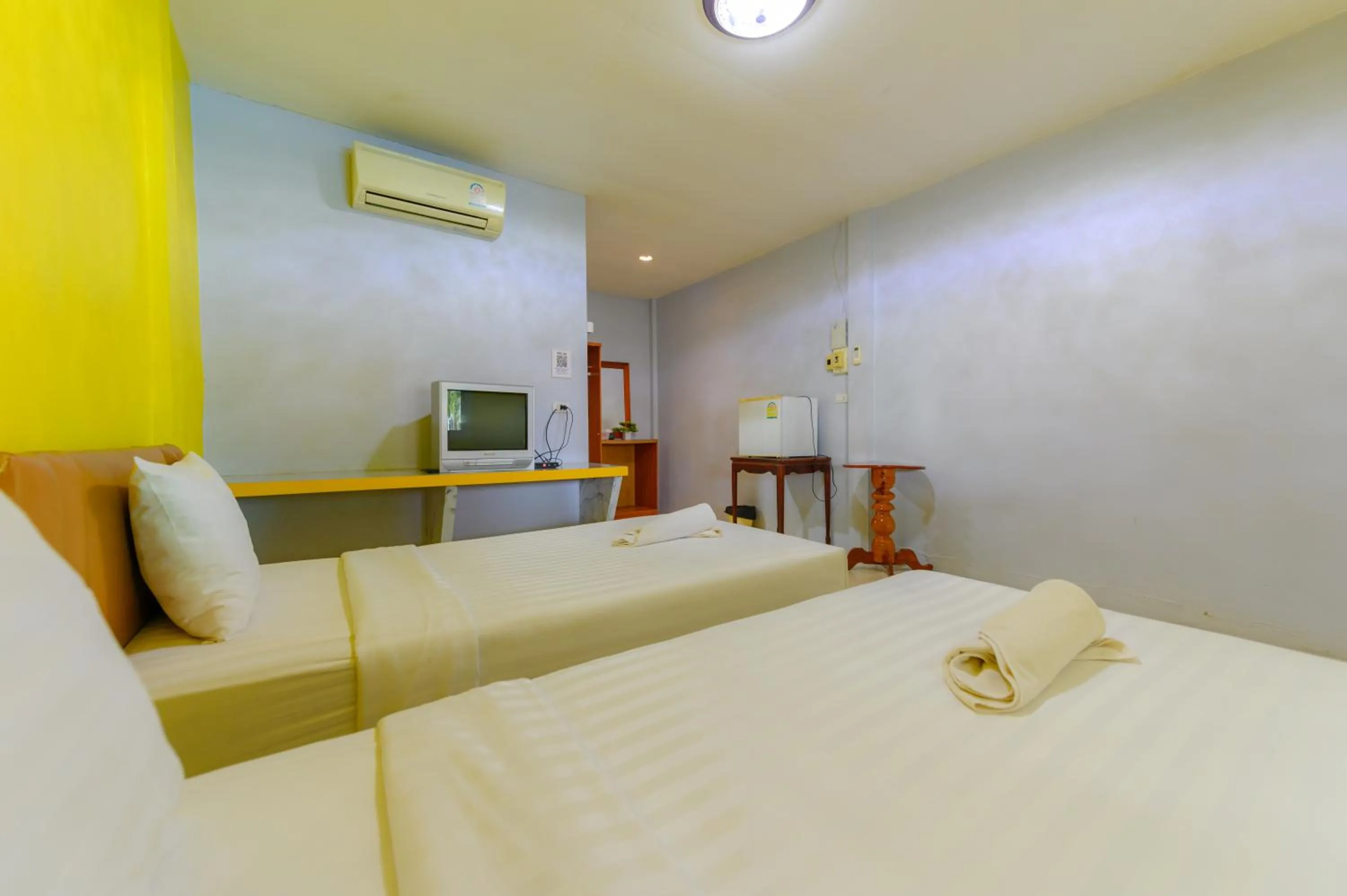 Bedroom, Bed in Kongkhamkoon Hotel