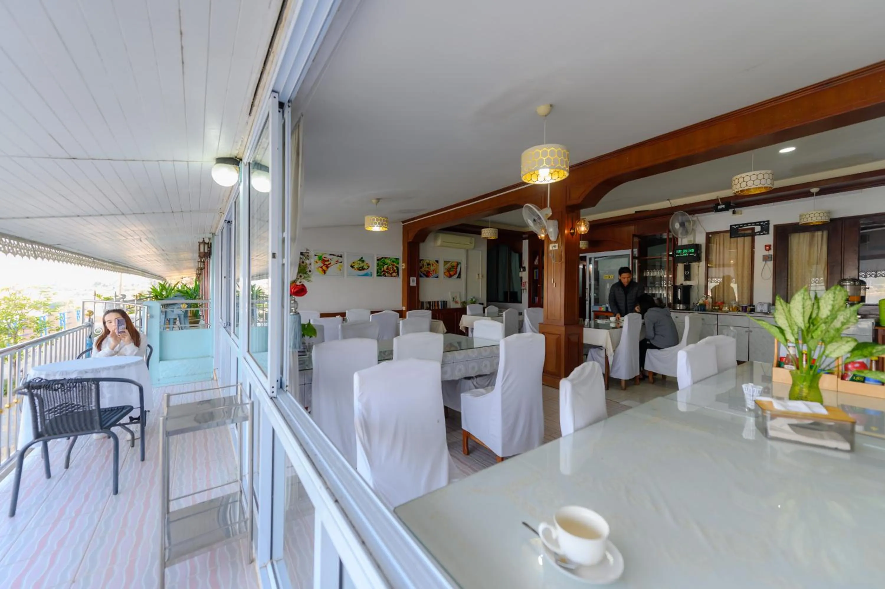 Restaurant/places to eat in Kongkhamkoon Hotel