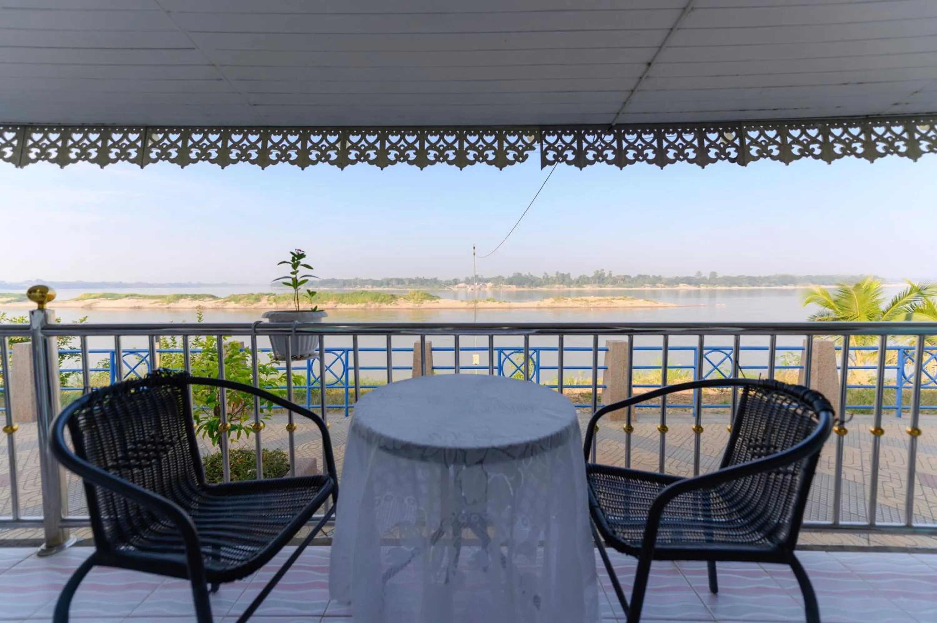 Restaurant/places to eat in Kongkhamkoon Hotel