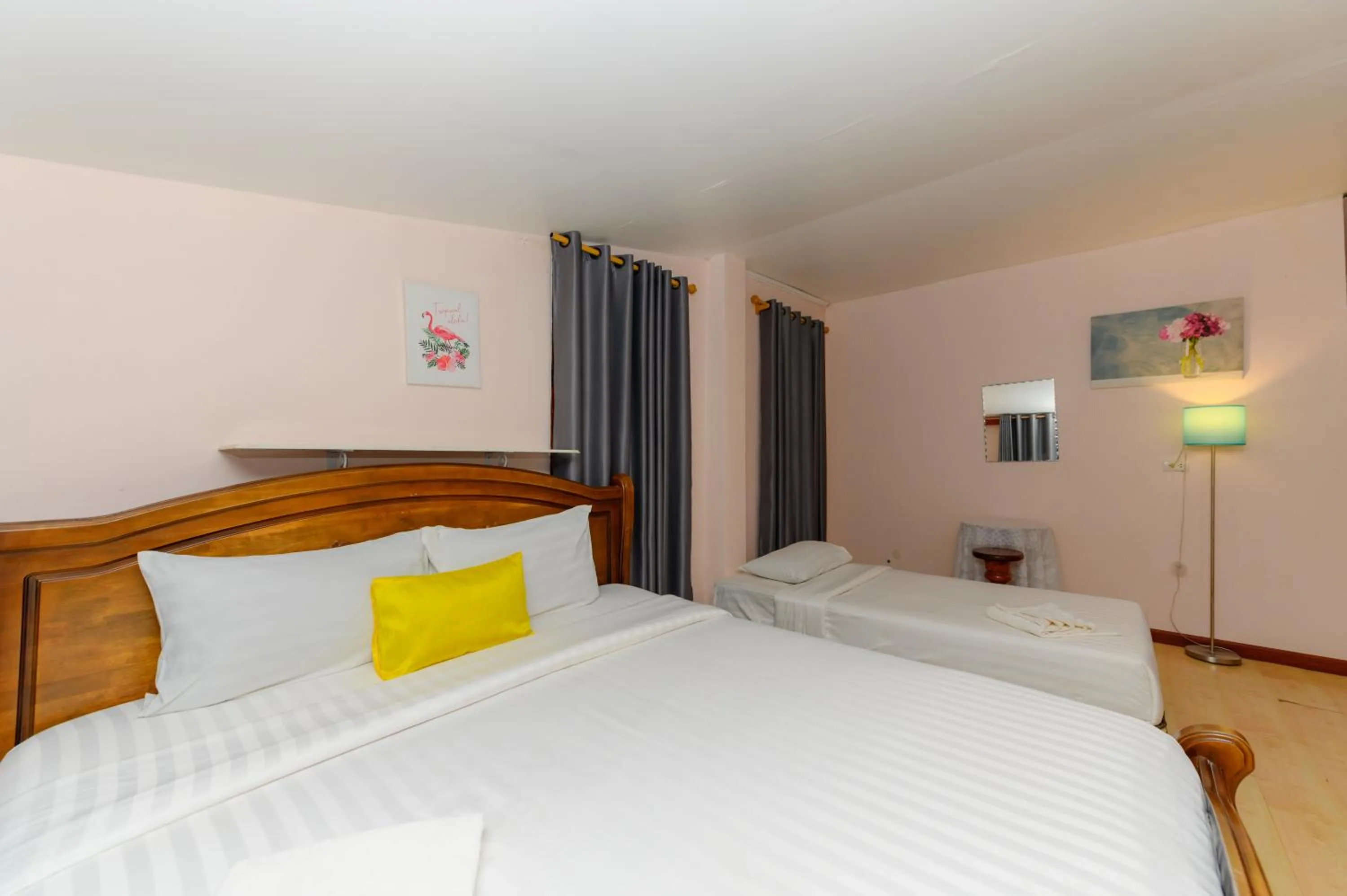 Bedroom, Bed in Kongkhamkoon Hotel