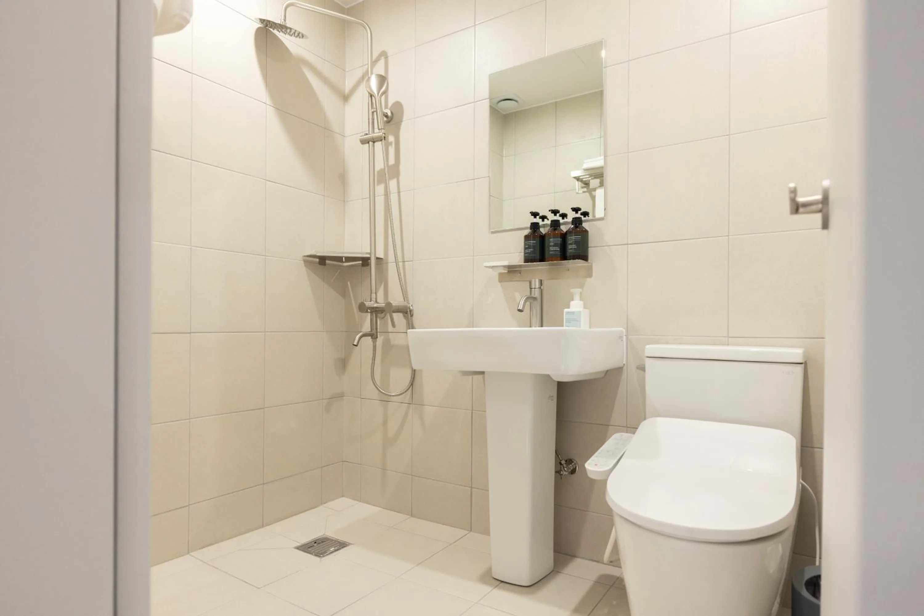 Aank Ryokan x Aank Air Cheongju