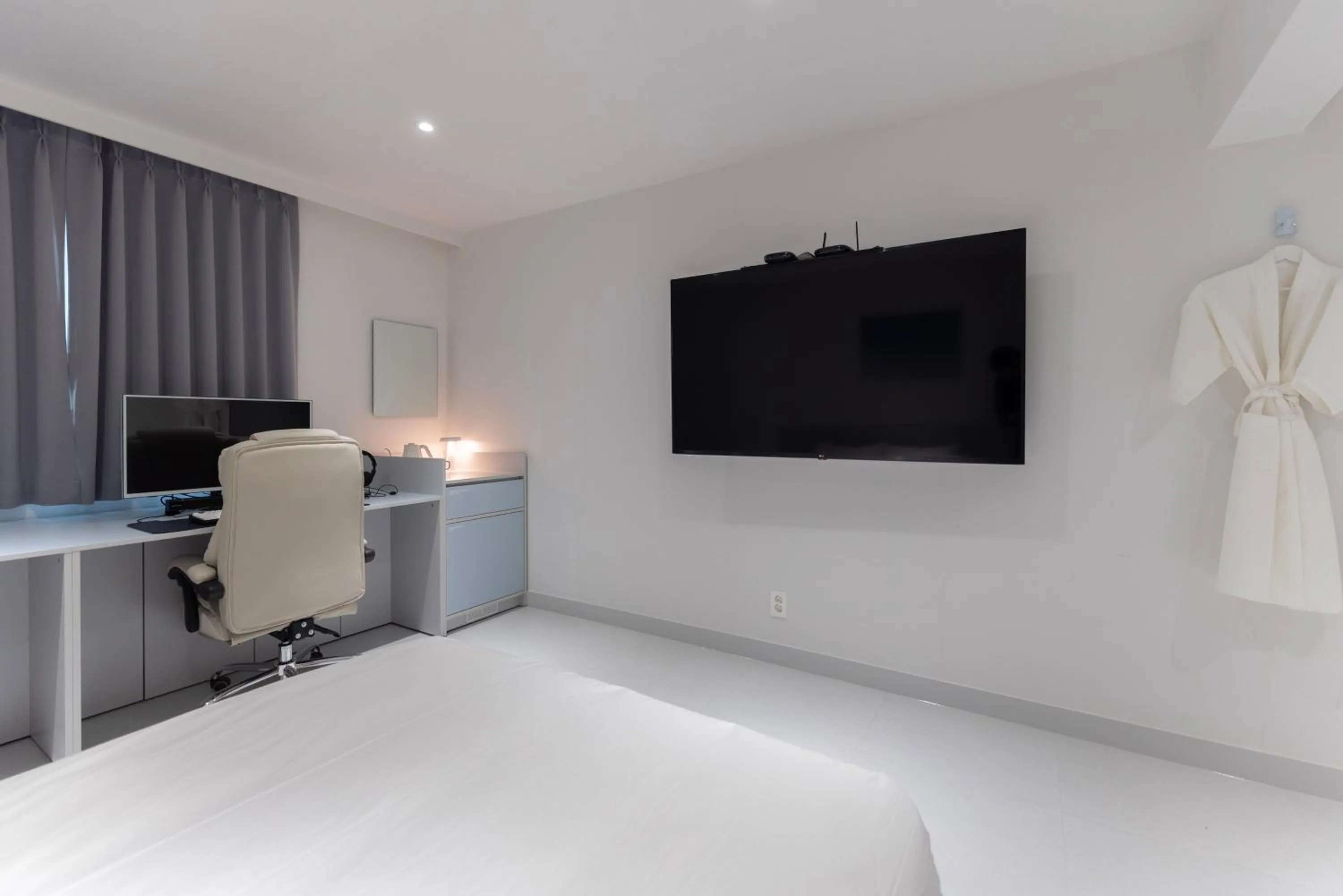 Bed in Aank Ryokan x Aank Air Cheongju