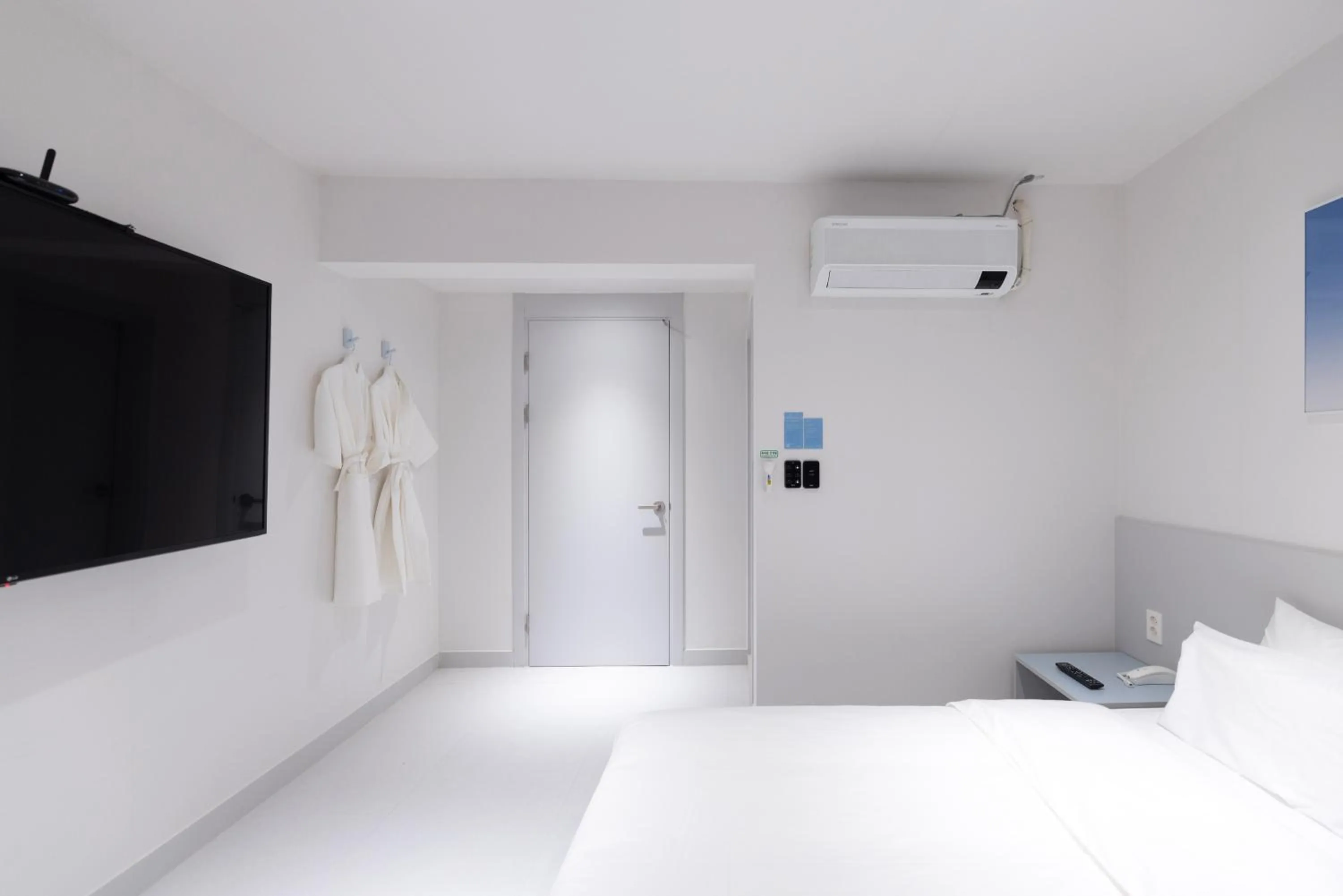 Bed in Aank Ryokan x Aank Air Cheongju