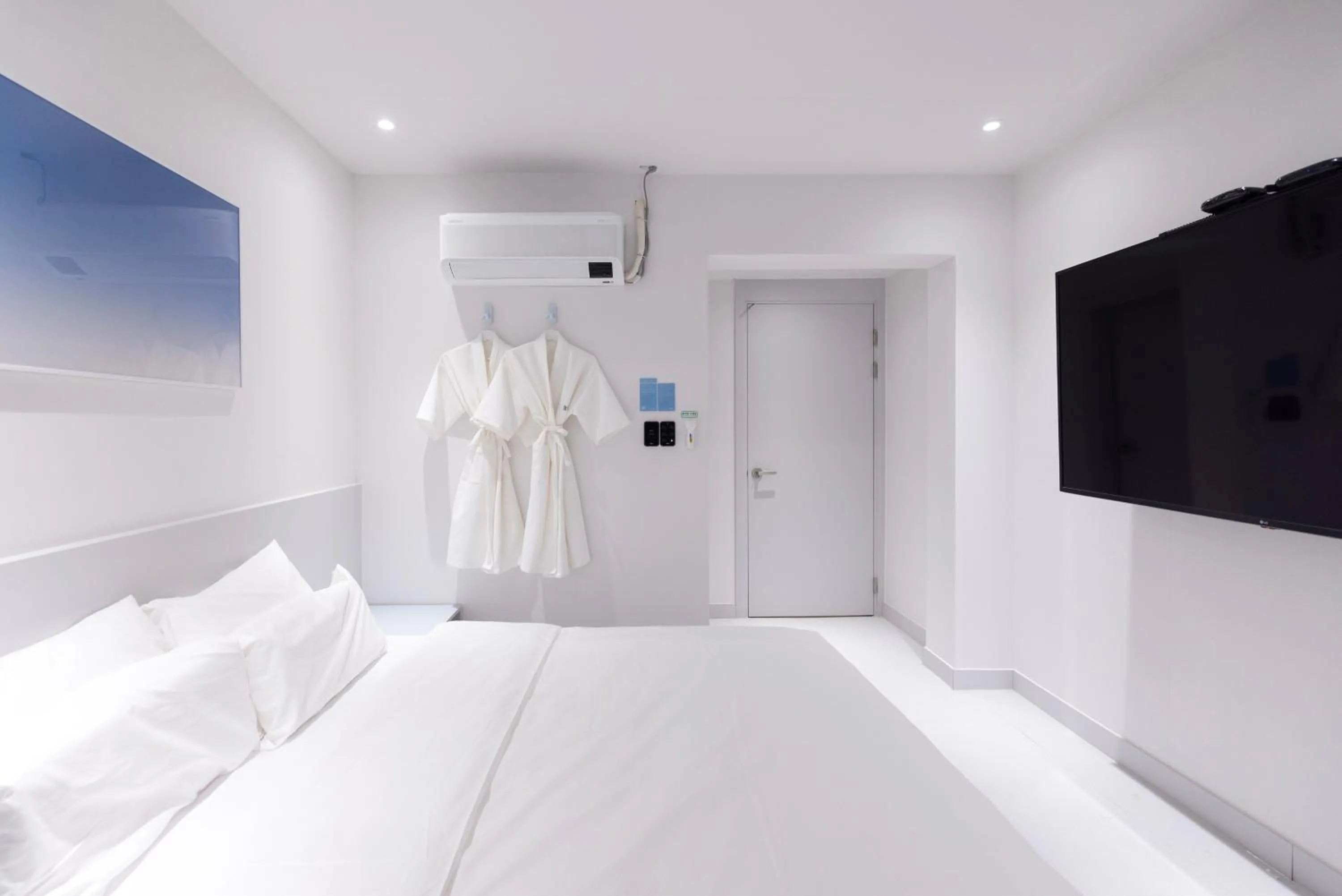 Bed in Aank Ryokan x Aank Air Cheongju