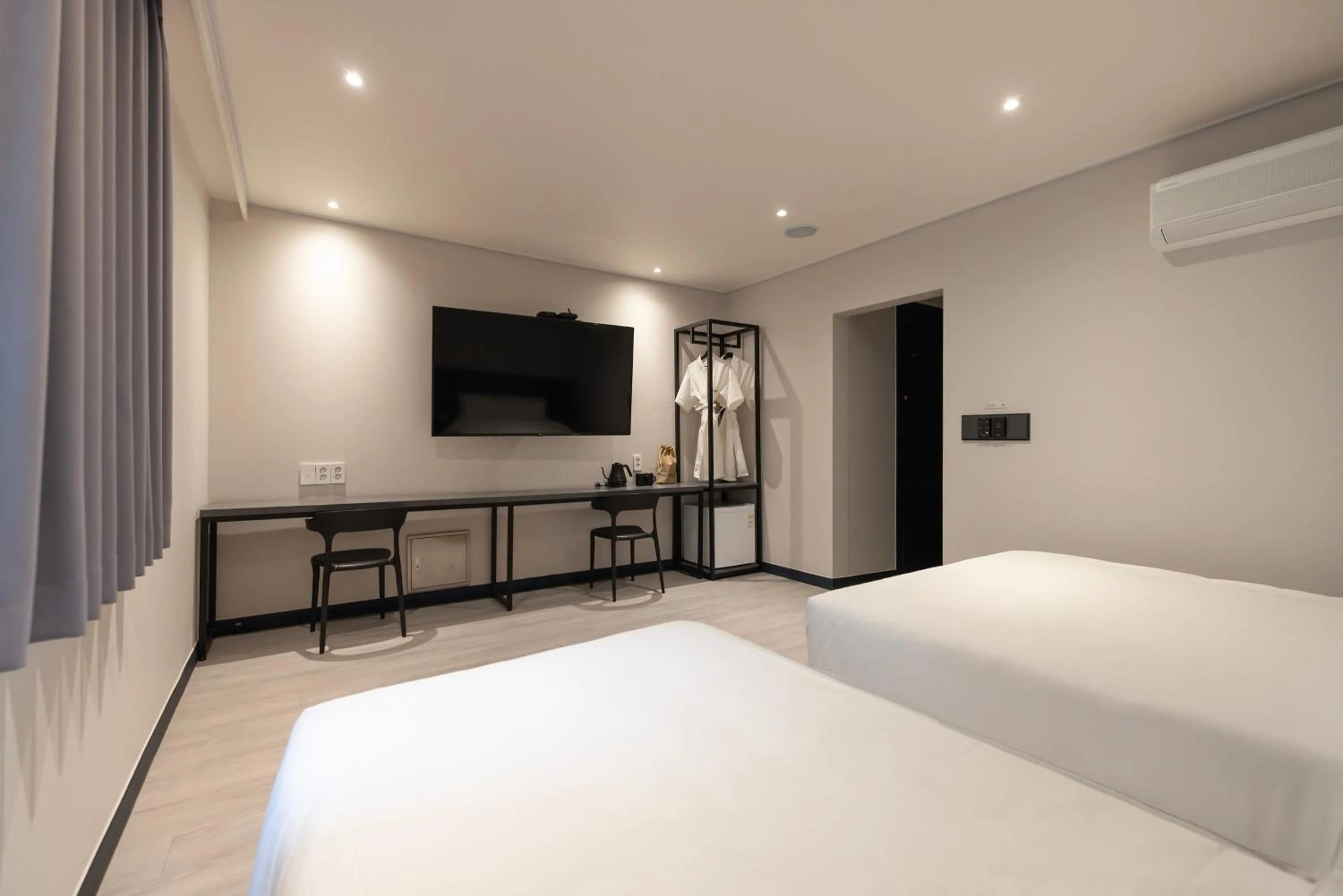 Bed in Aank Ryokan x Aank Air Cheongju