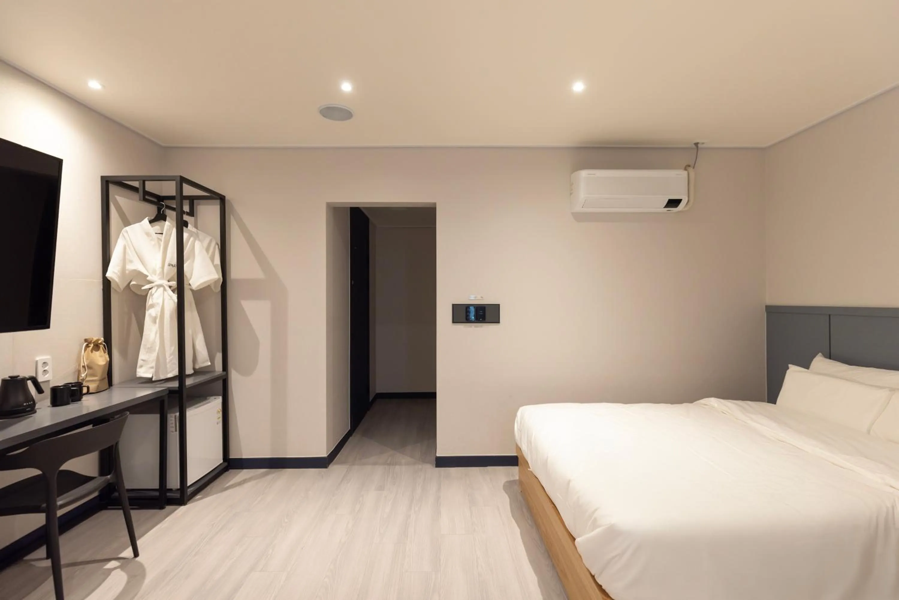 Bed in Aank Ryokan x Aank Air Cheongju