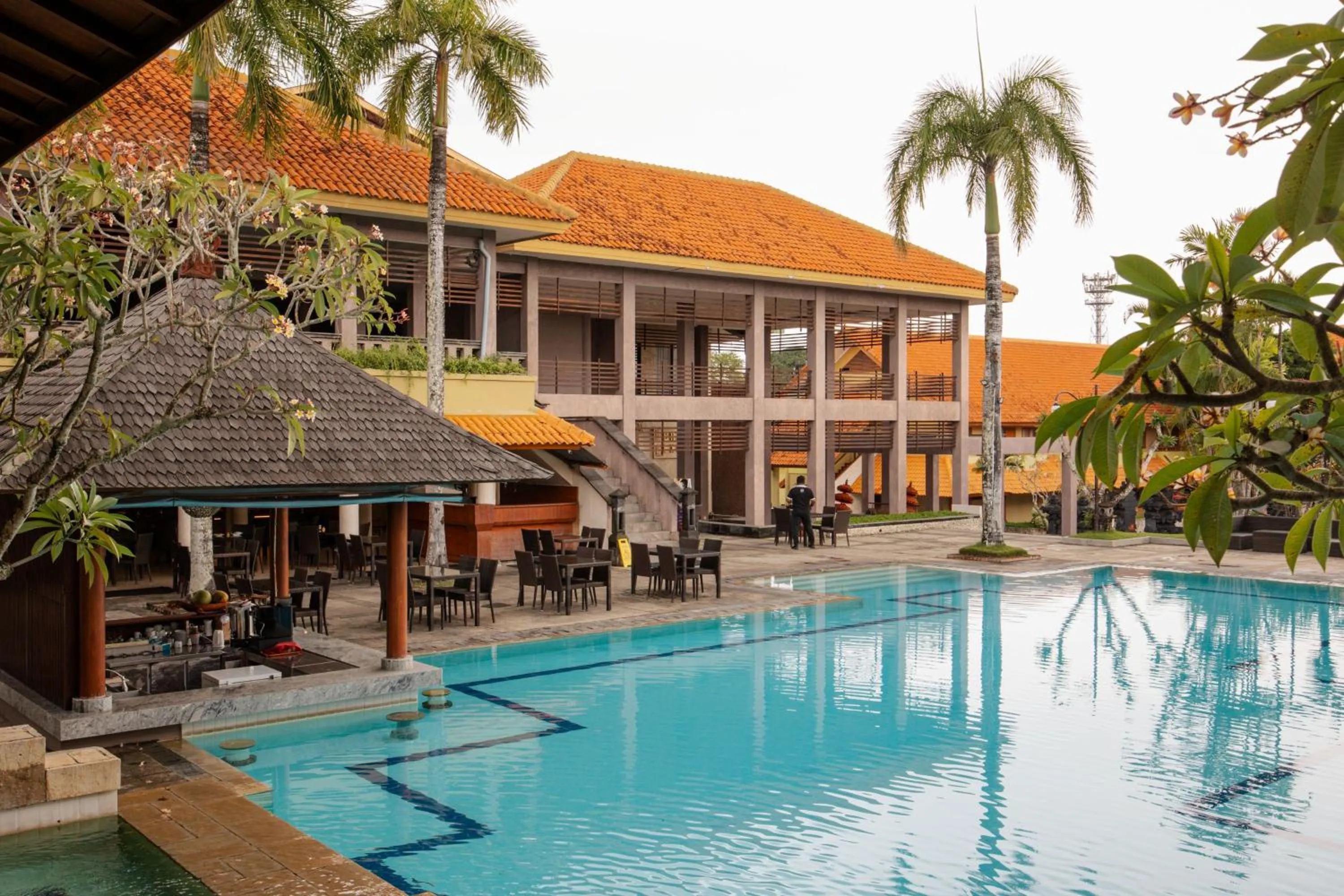 Swimming pool in Kana Suites Jimbaran By Fays Hospitality