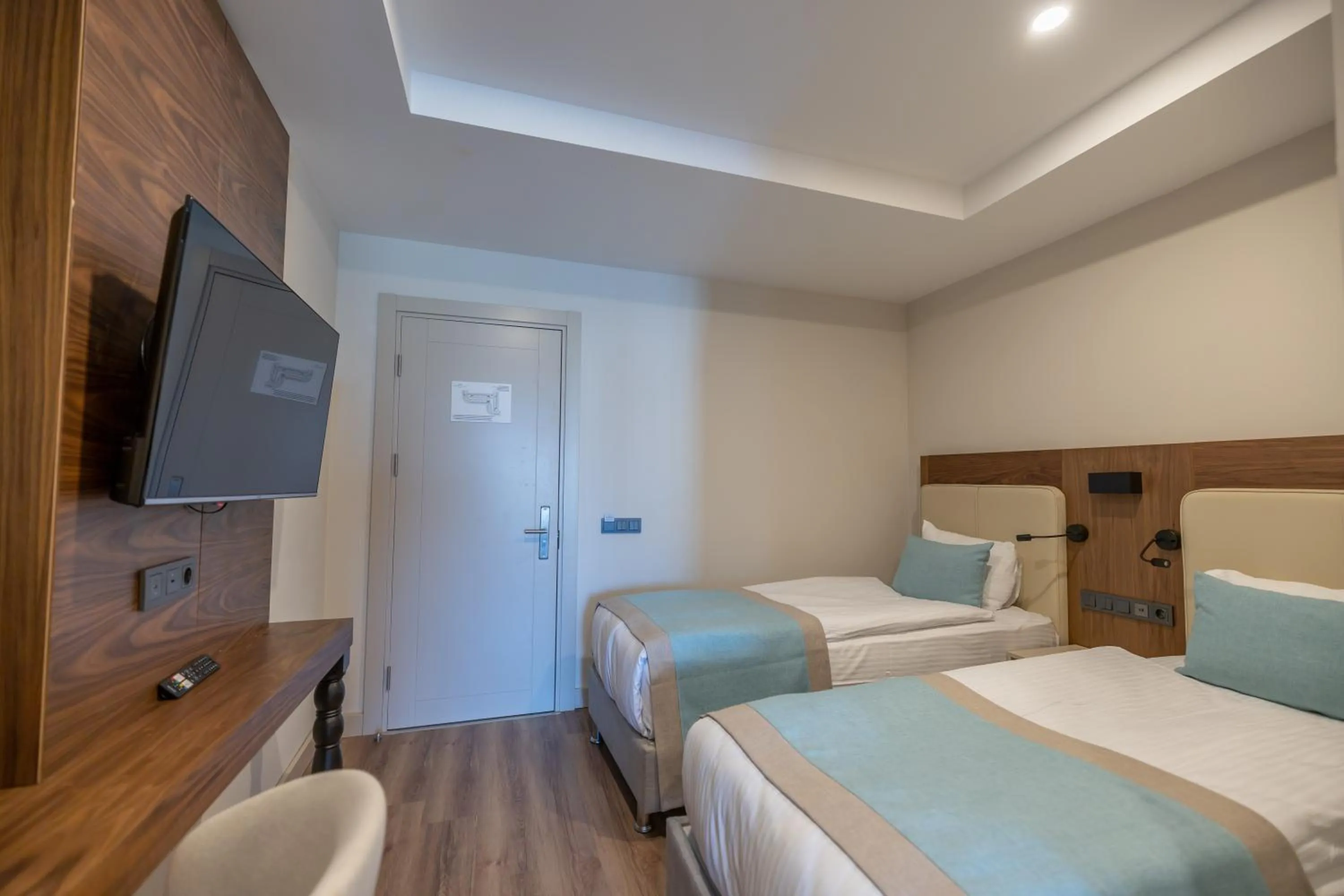 Side Moon Palace Hotel