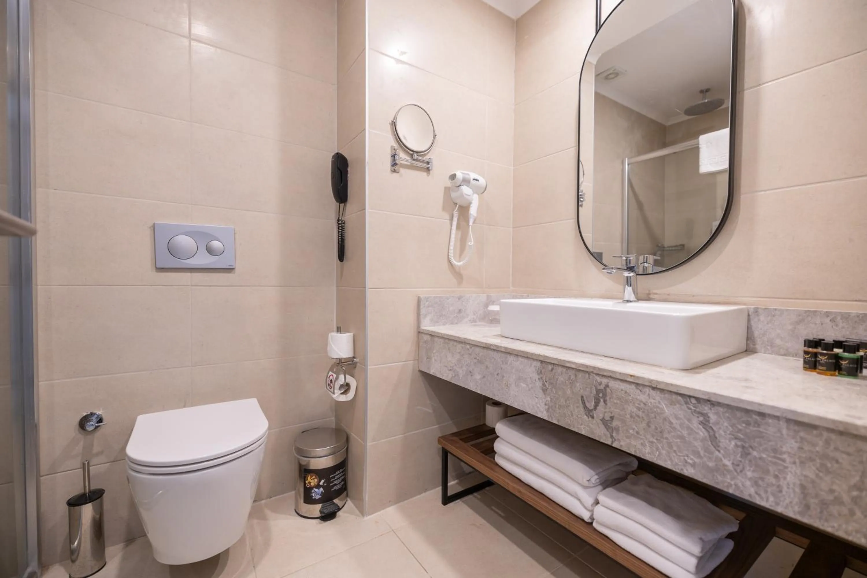 Side Moon Palace Hotel