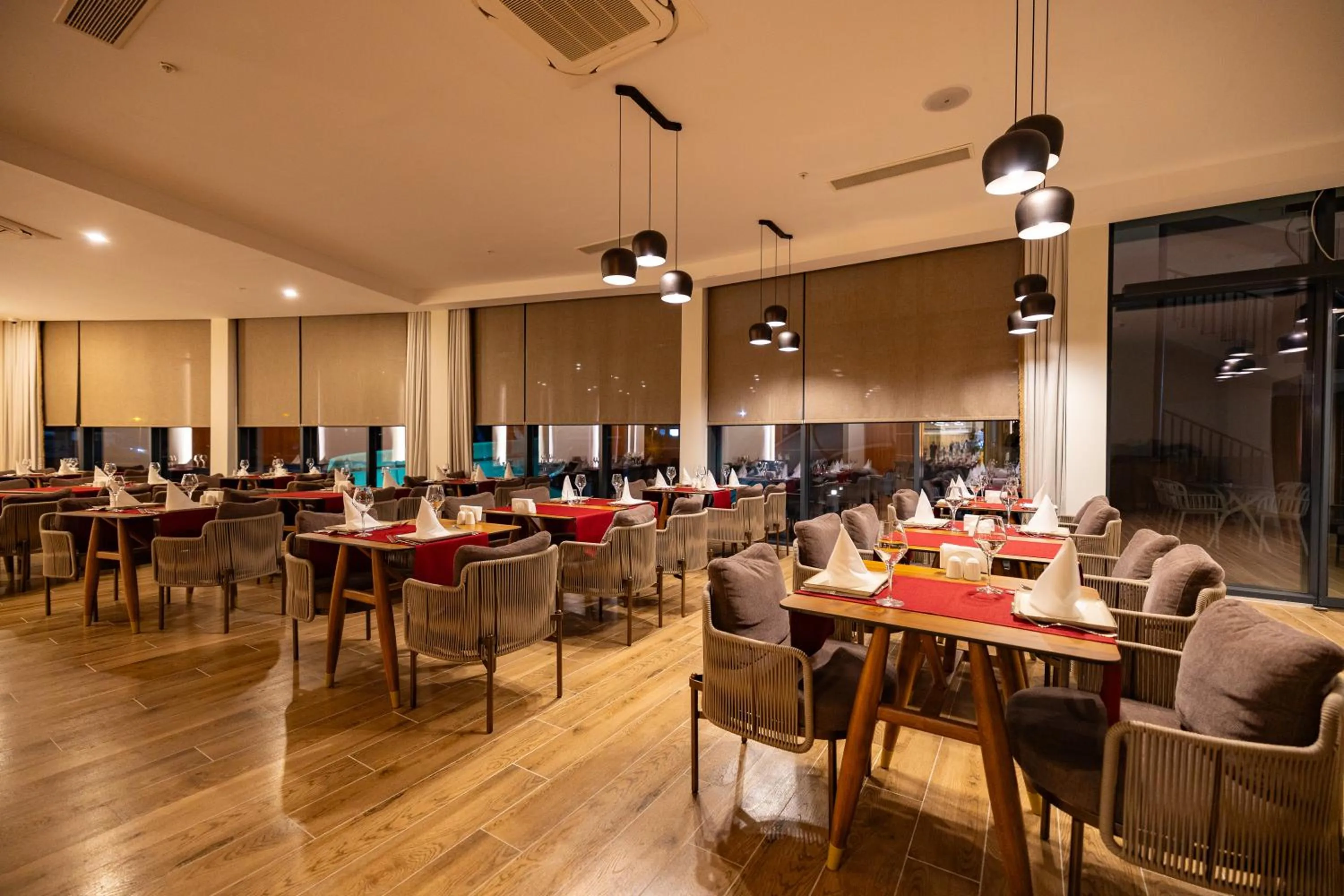 Side Moon Palace Hotel