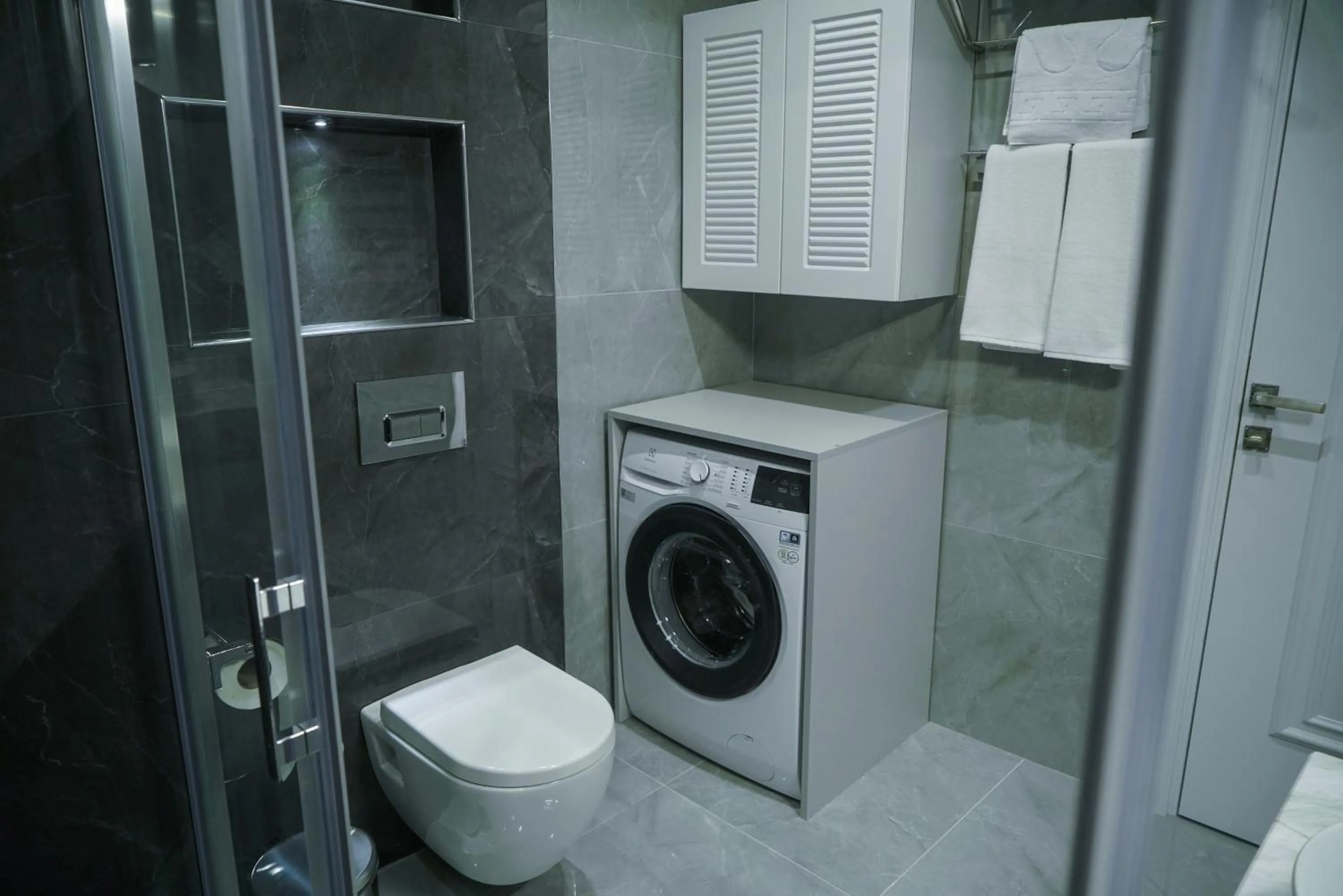 Toilet in Elite World Homes Istanbul Bosphorus