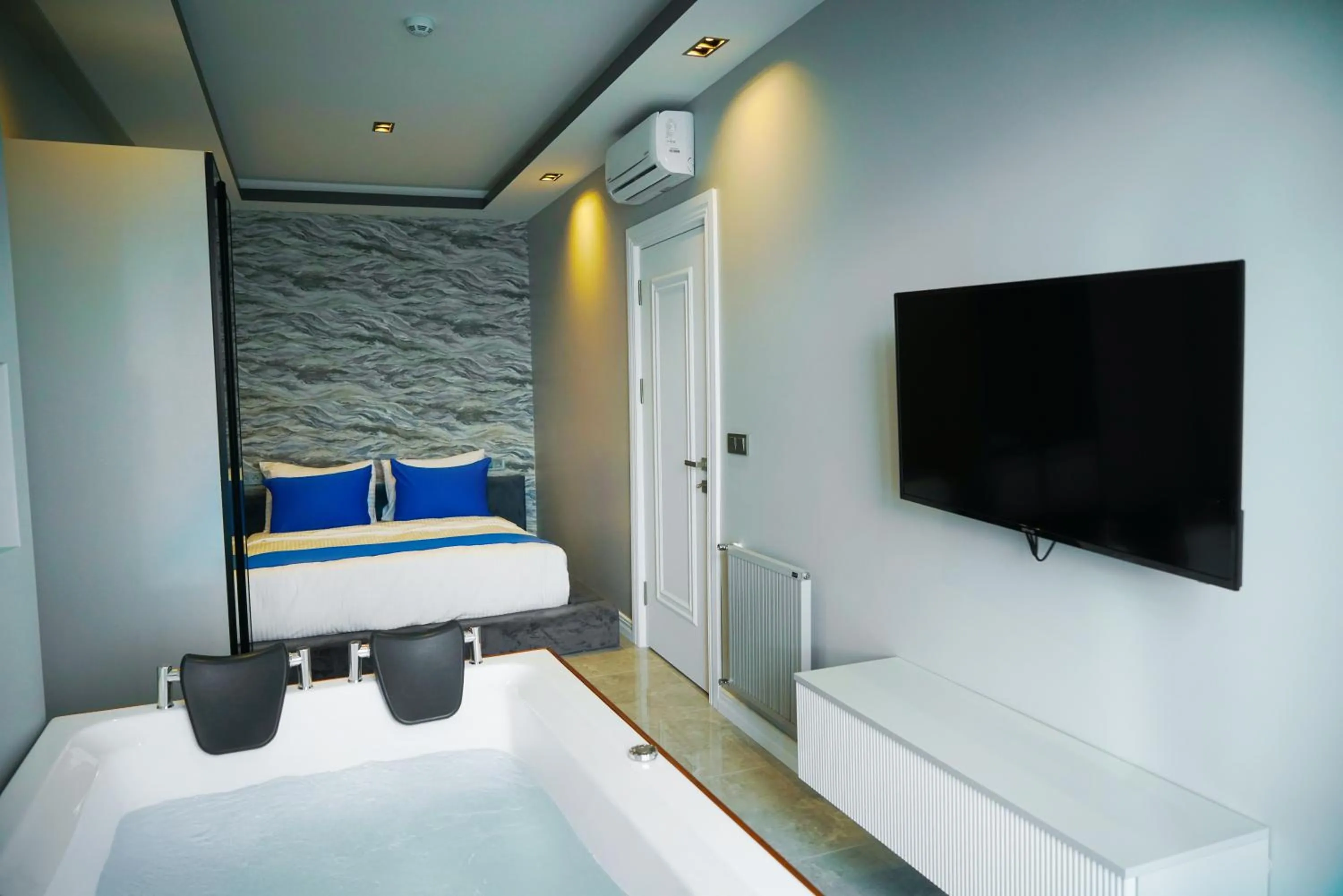 Bed in Elite World Homes Istanbul Bosphorus