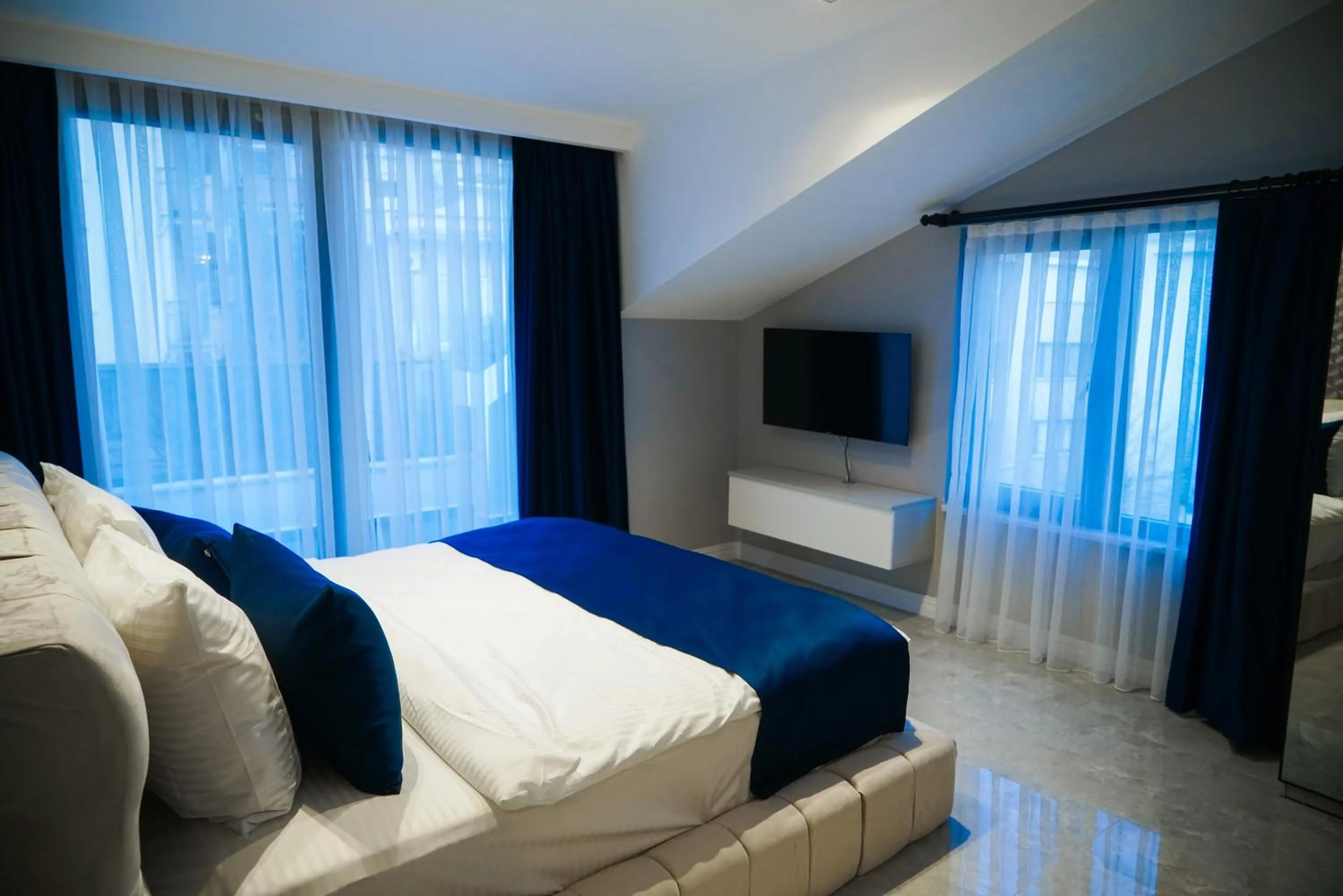 Bed in Elite World Homes Istanbul Bosphorus