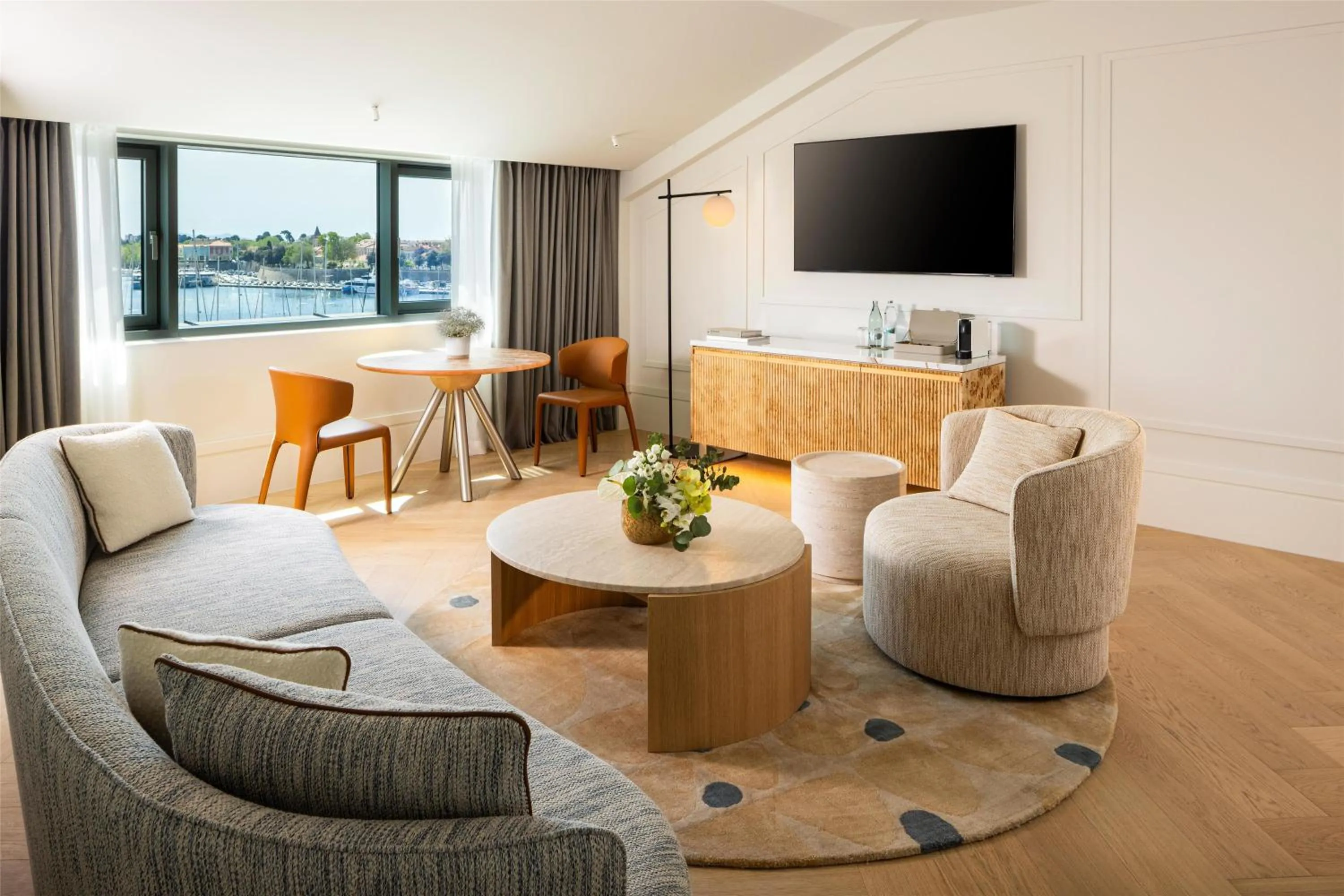 Photo of the whole room in Hyatt Regency Zadar