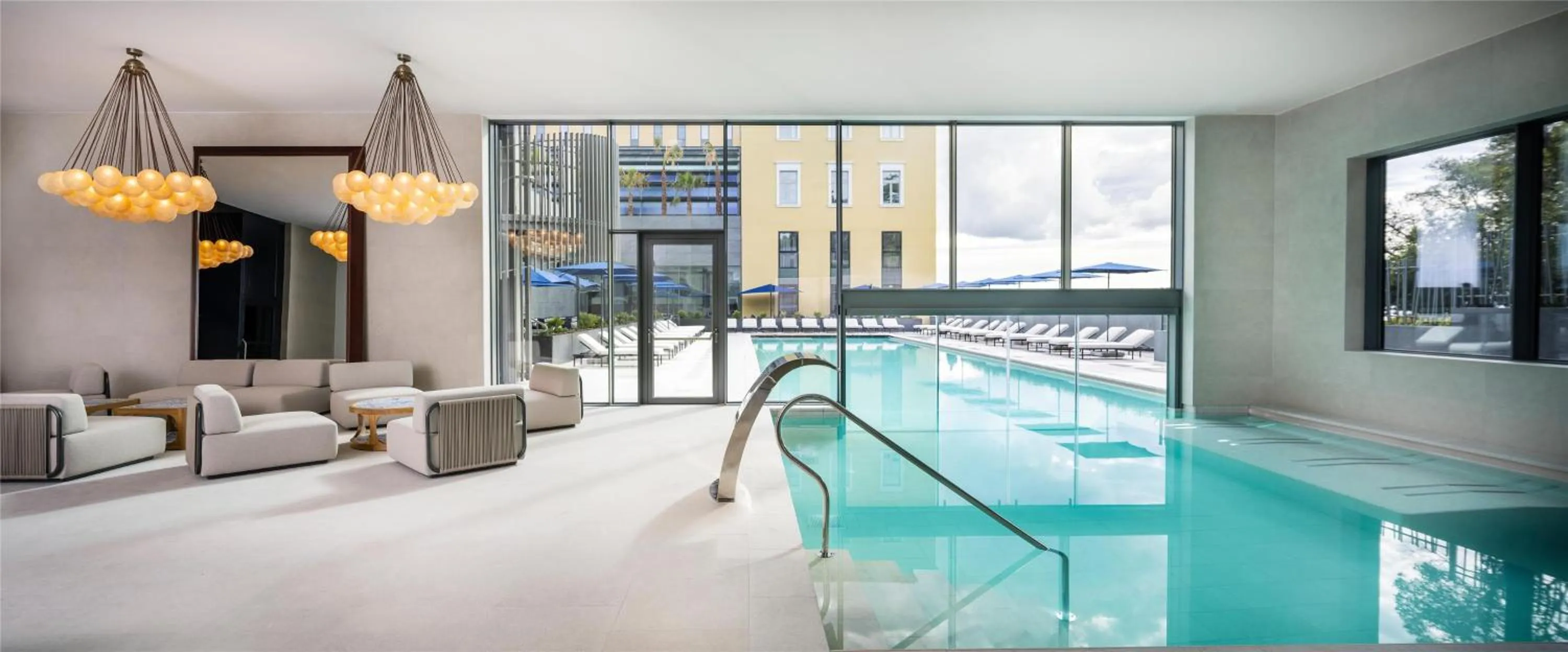 Swimming pool in Hyatt Regency Zadar