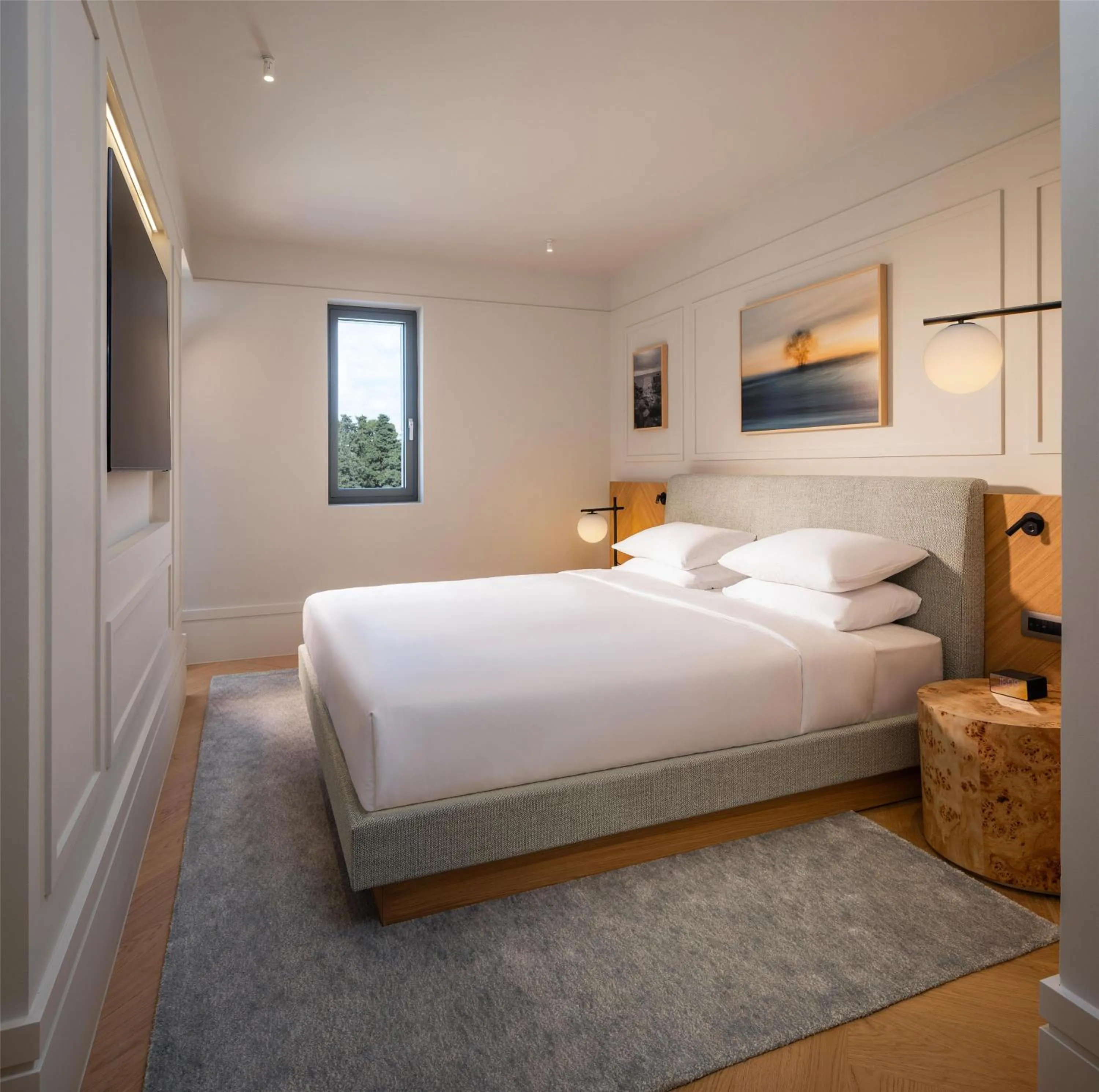 Photo of the whole room, Bed in Hyatt Regency Zadar