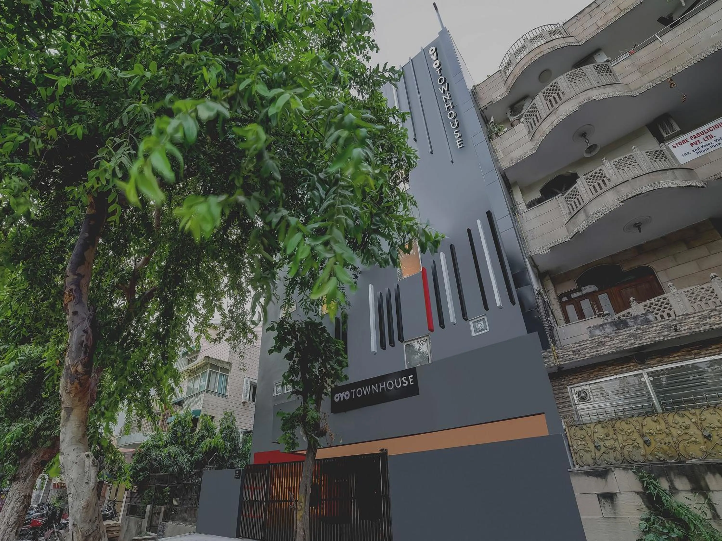 Collection O Near Kohat Enclave Metro Station