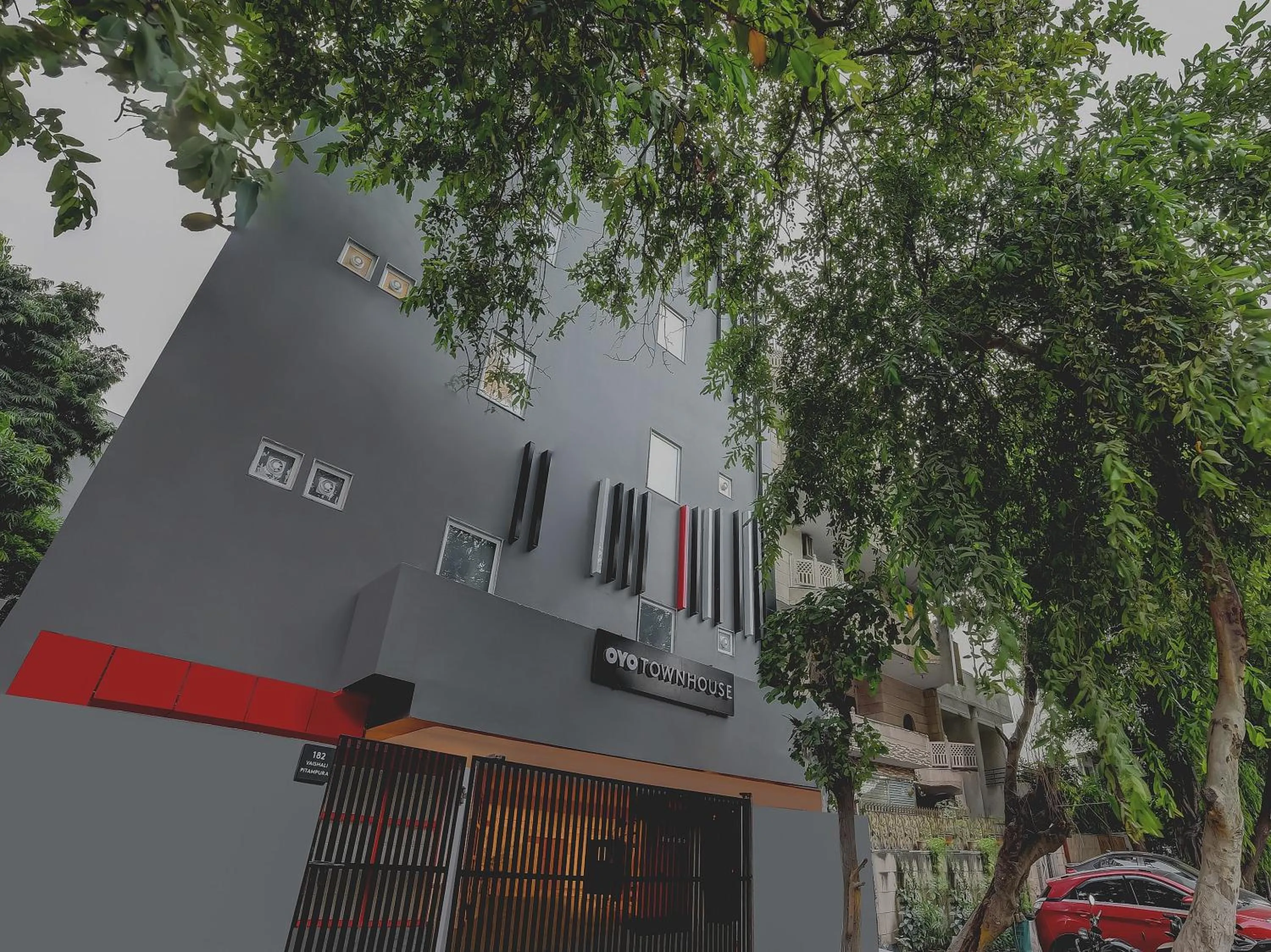 Collection O Near Kohat Enclave Metro Station