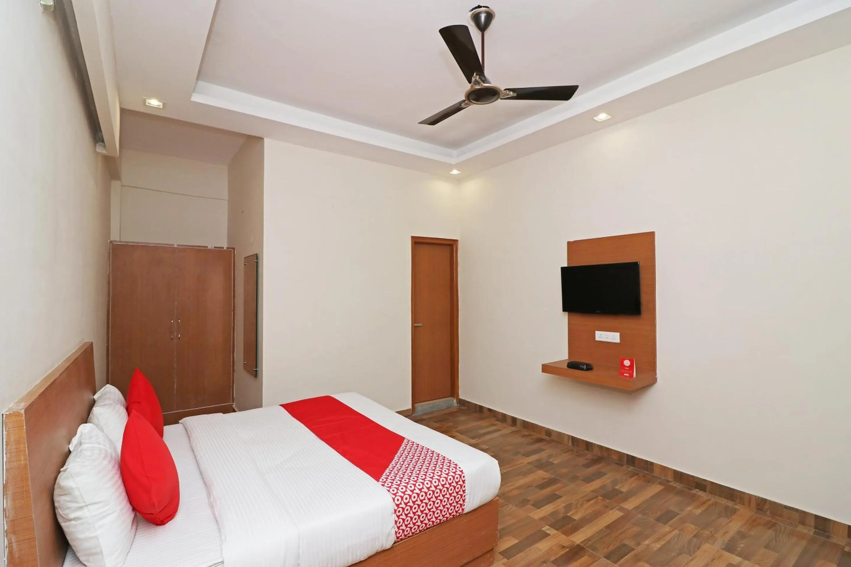 Bedroom, Bed in Hotel O Green Comfort