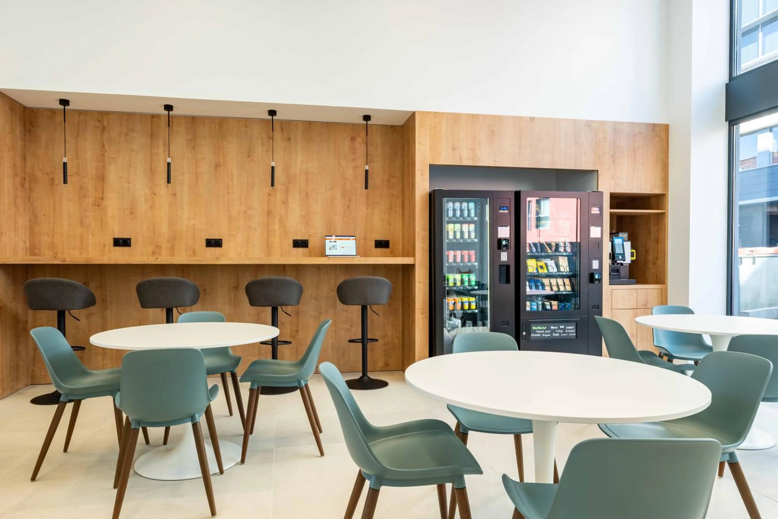 Breakfast in easyHotel Madrid Alcala