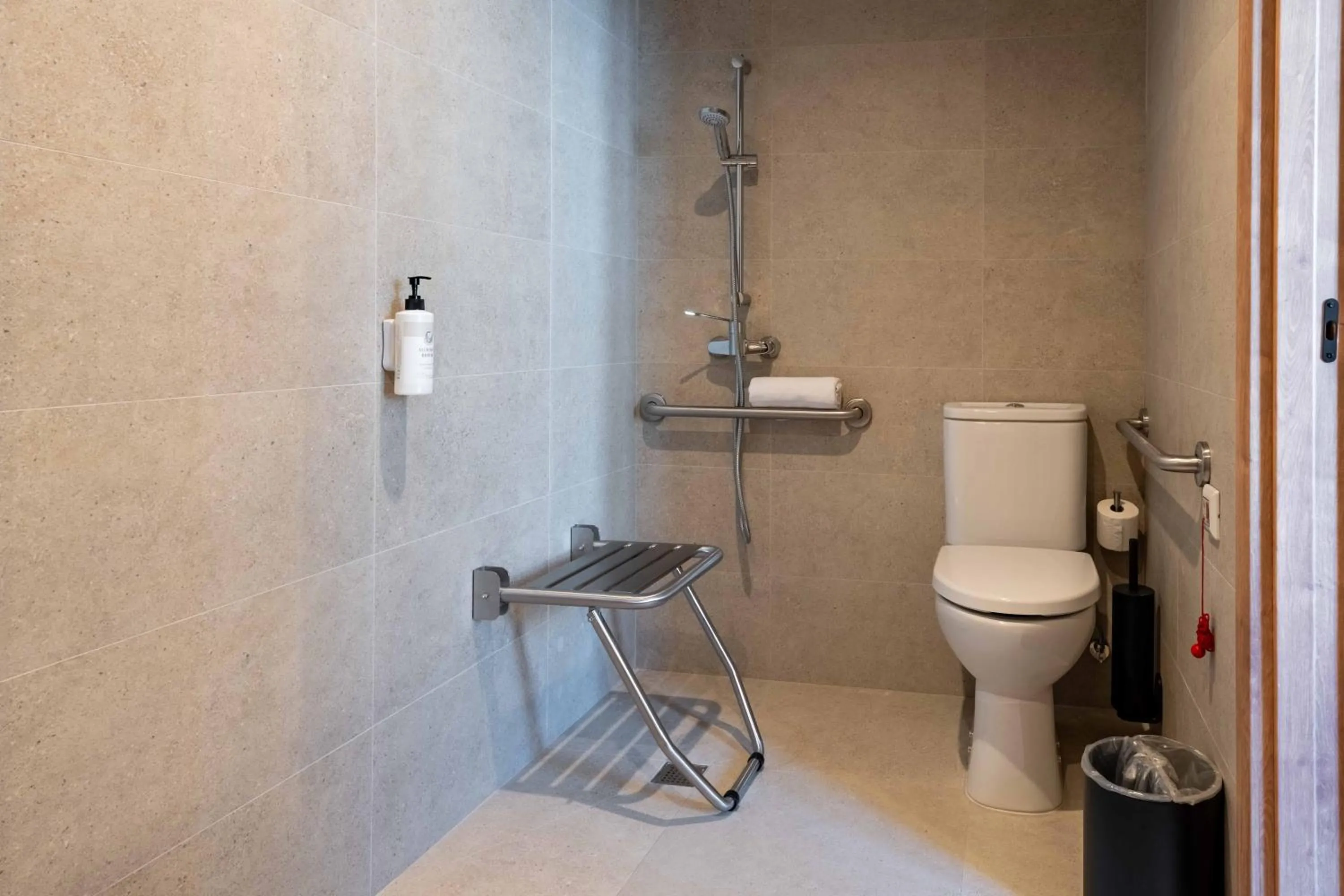 Bedroom in easyHotel Madrid Alcala