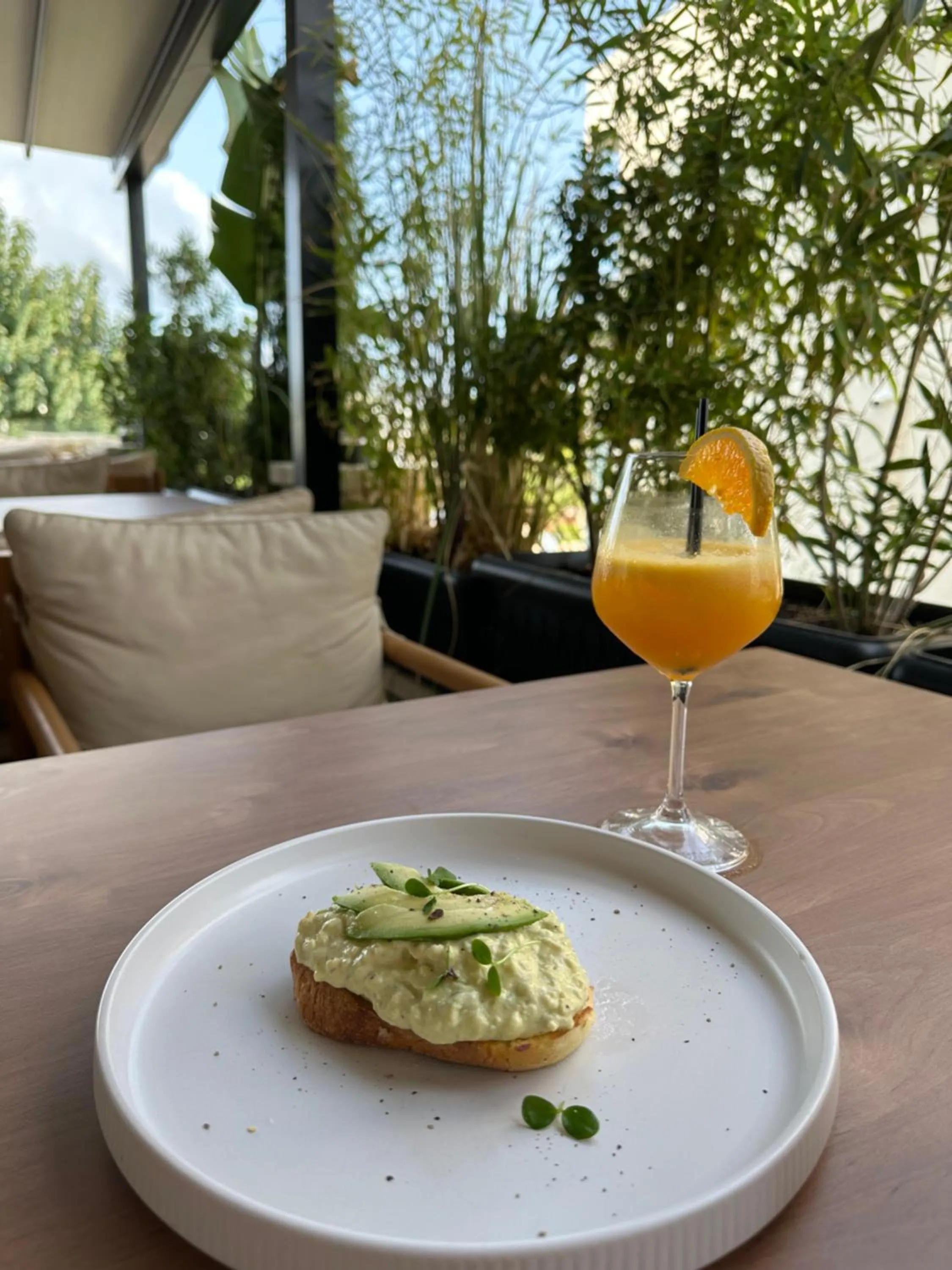 Breakfast in Avenue Hotel