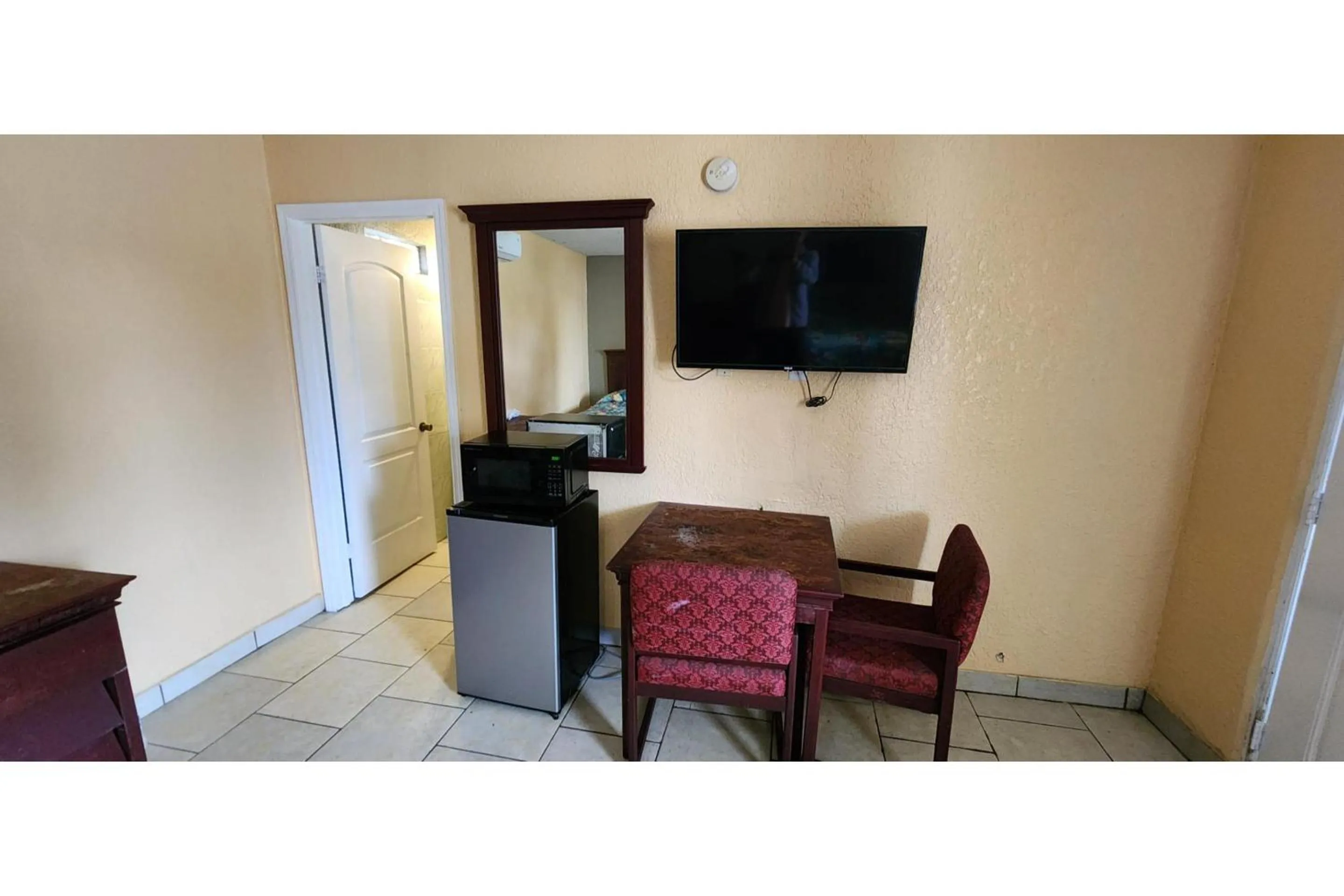 Lobby or reception in OYO Budget Inn Bartow