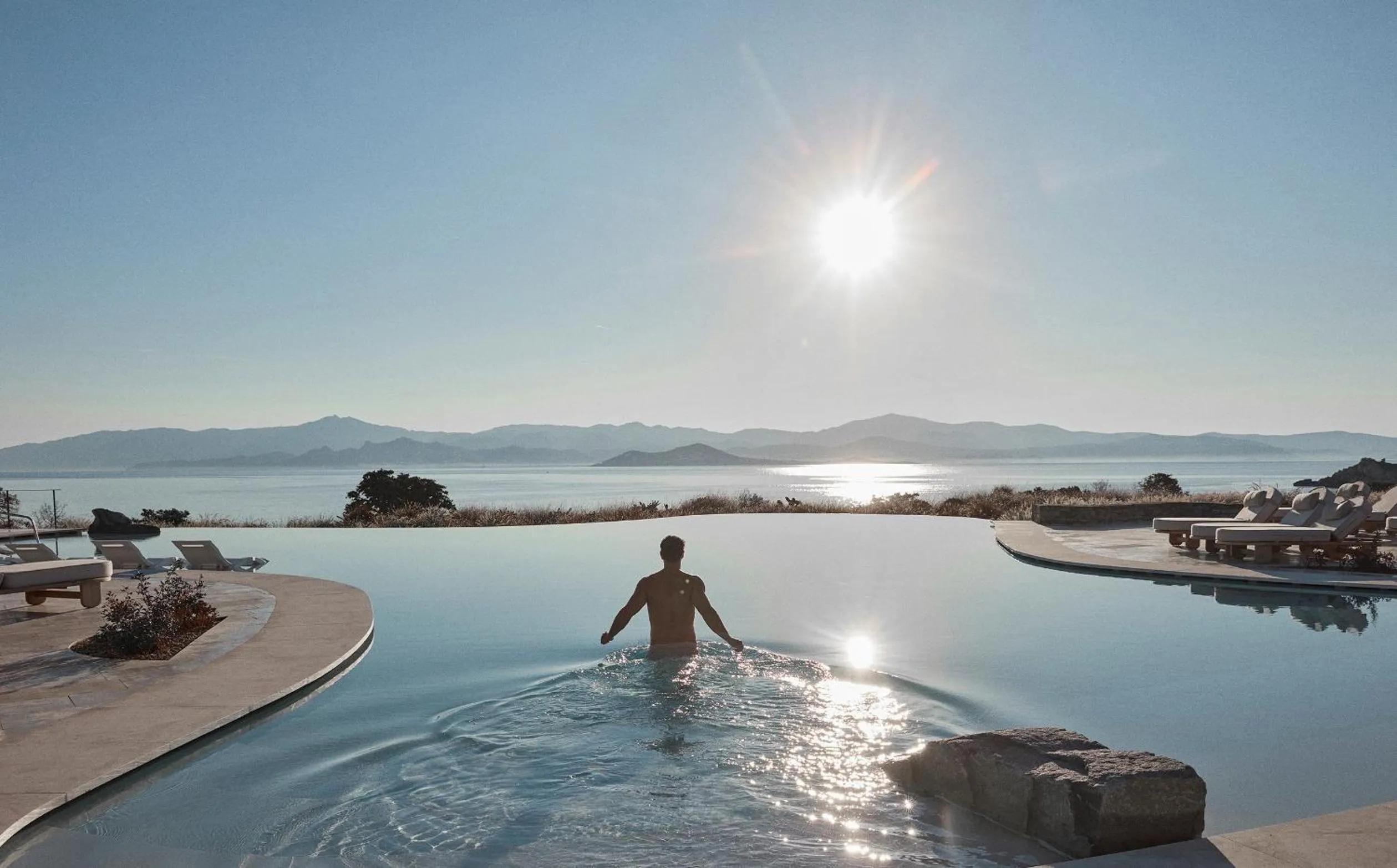 Swimming pool in Vione Paros
