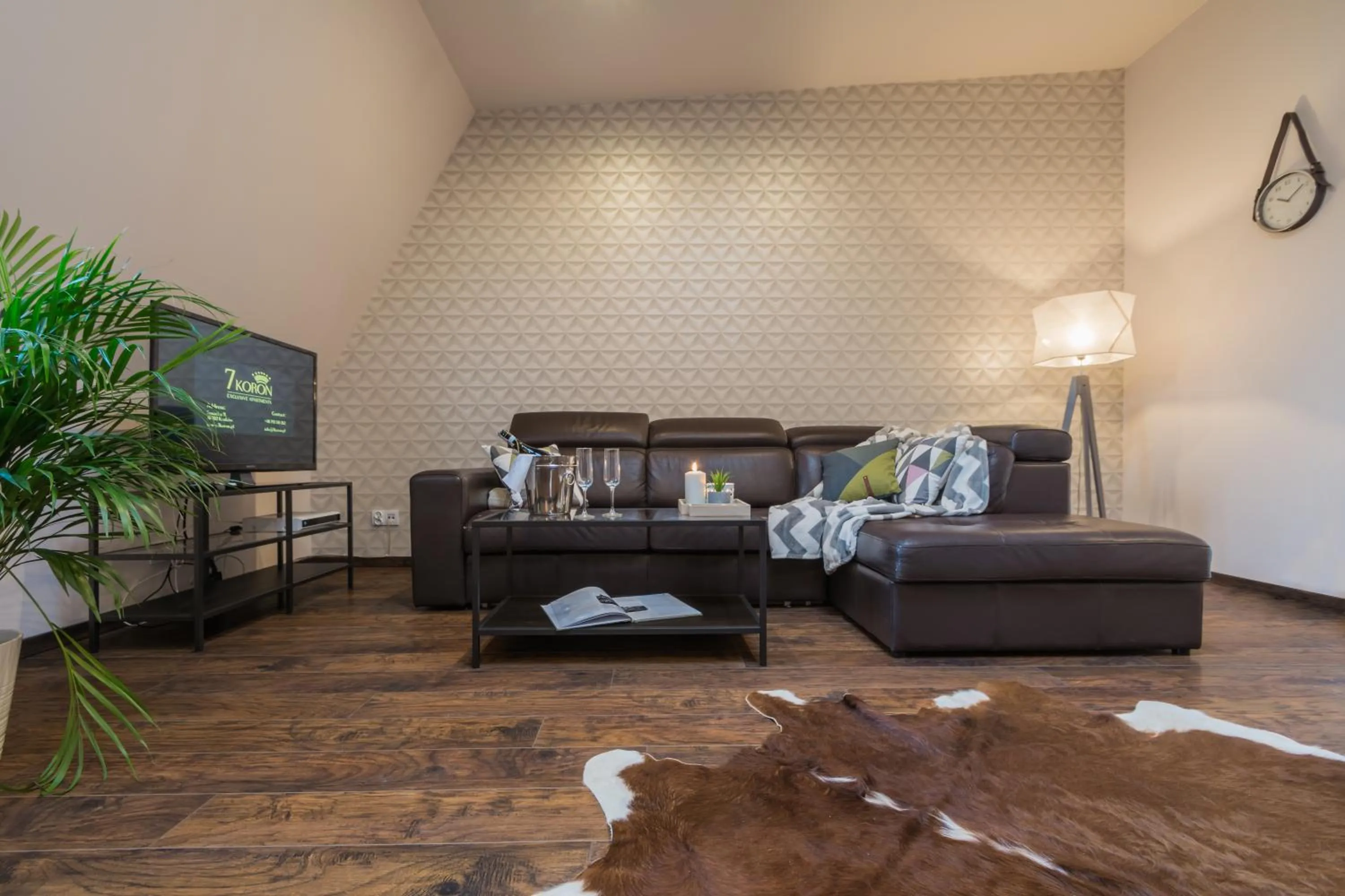 Communal lounge/ TV room in 7 Koron - Exclusive Apartments