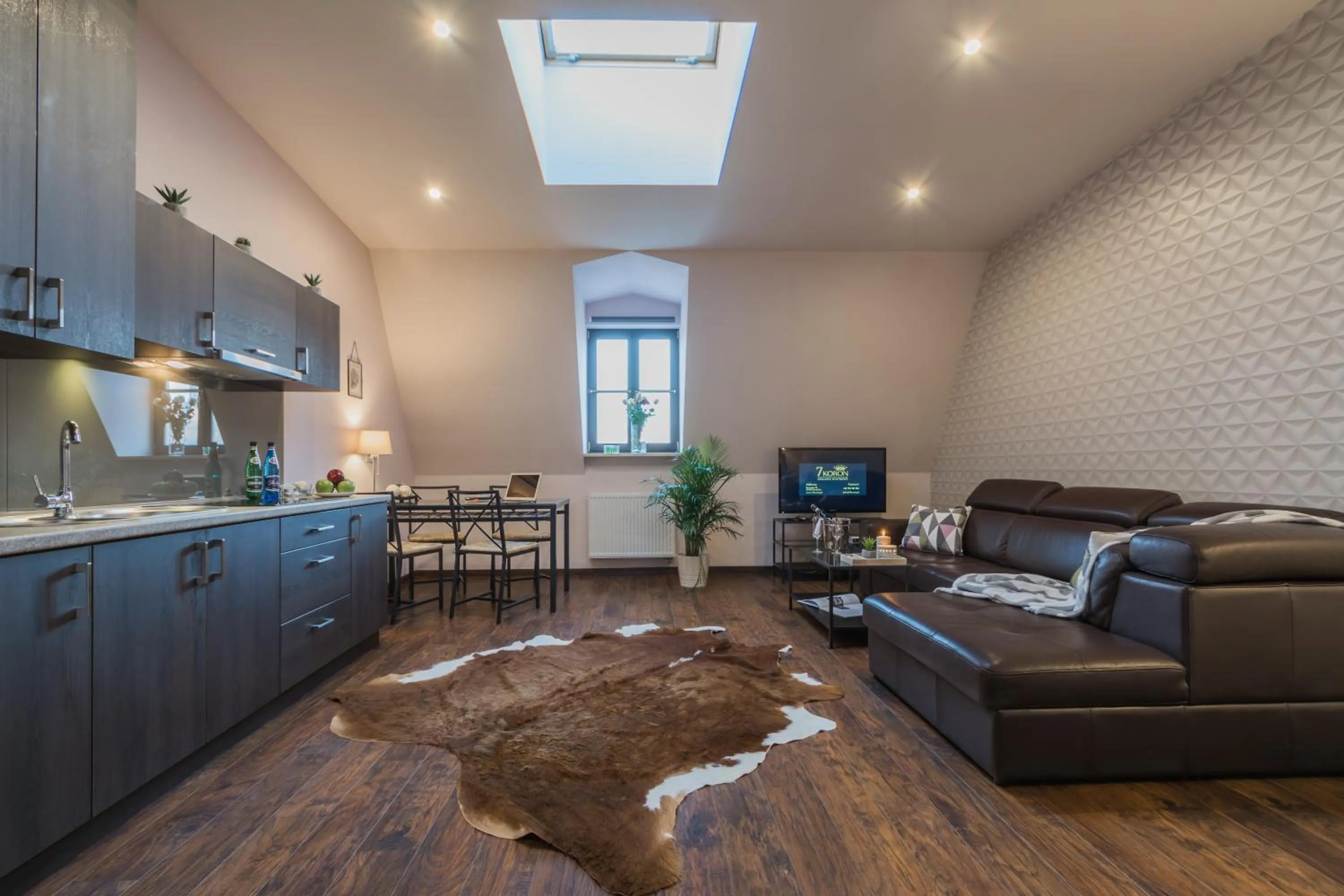 Communal lounge/ TV room in 7 Koron - Exclusive Apartments