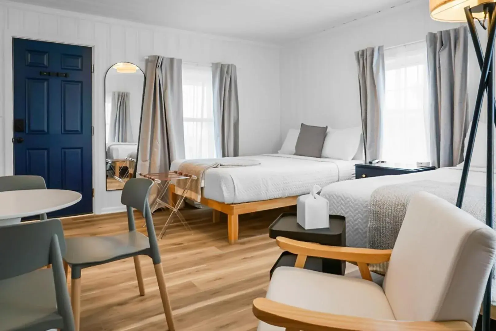 Quadruple Room with Sea View in The Boardwalk Inn Quadruple Room with Sea View in The Boardwalk Inn