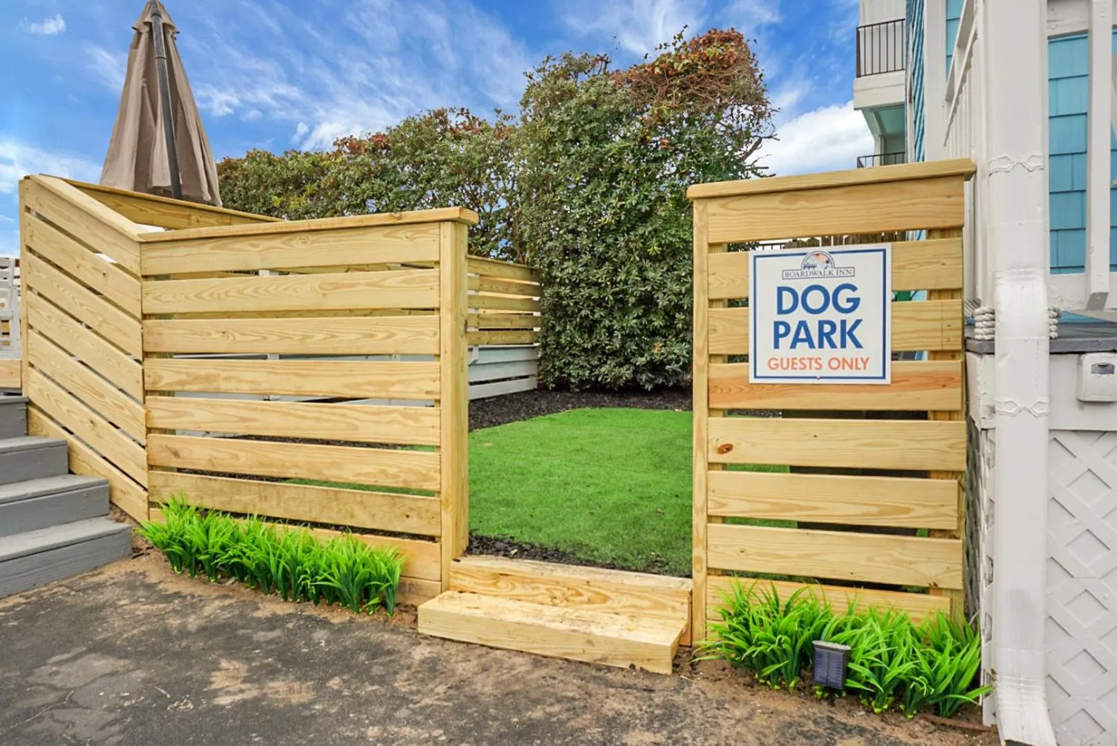 Logo/Certificate/Sign in The Boardwalk Inn