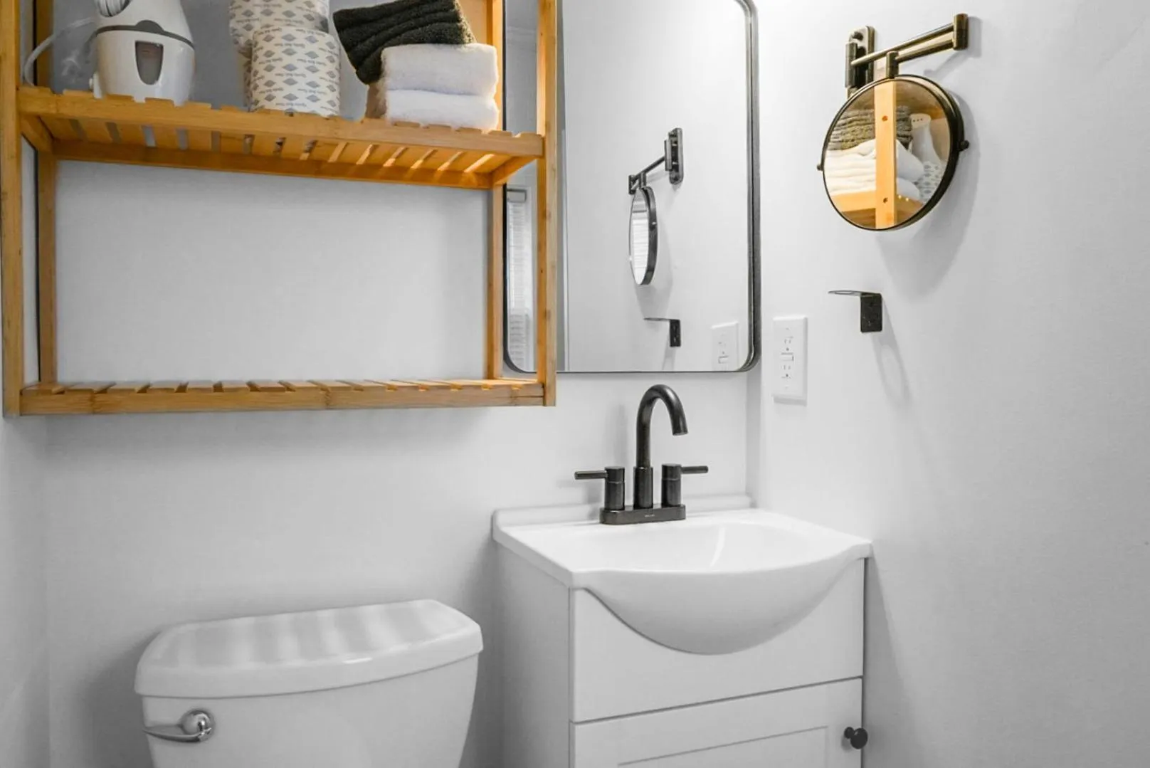 Bathroom in The Boardwalk Inn