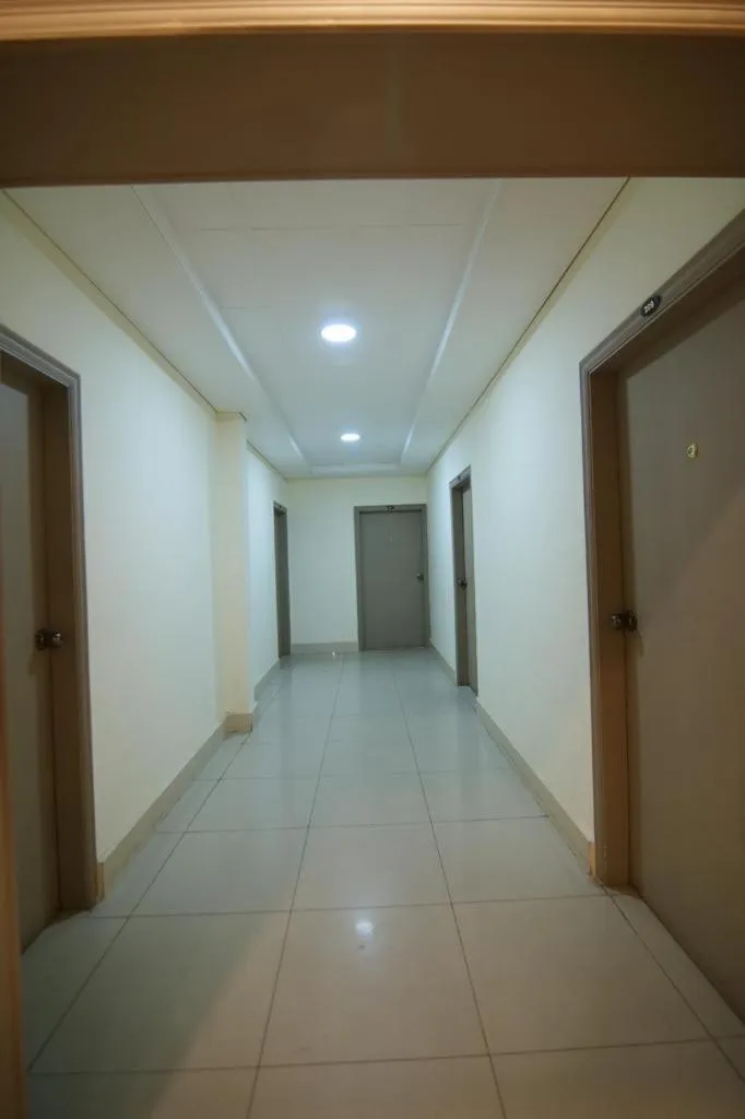 Lobby or reception in Rysons Continental Hotel