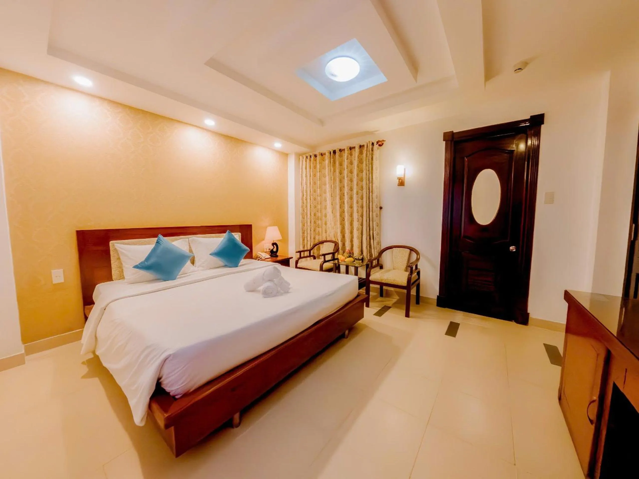 Photo of the whole room, Bed in Lanxy Hotel Nha Trang