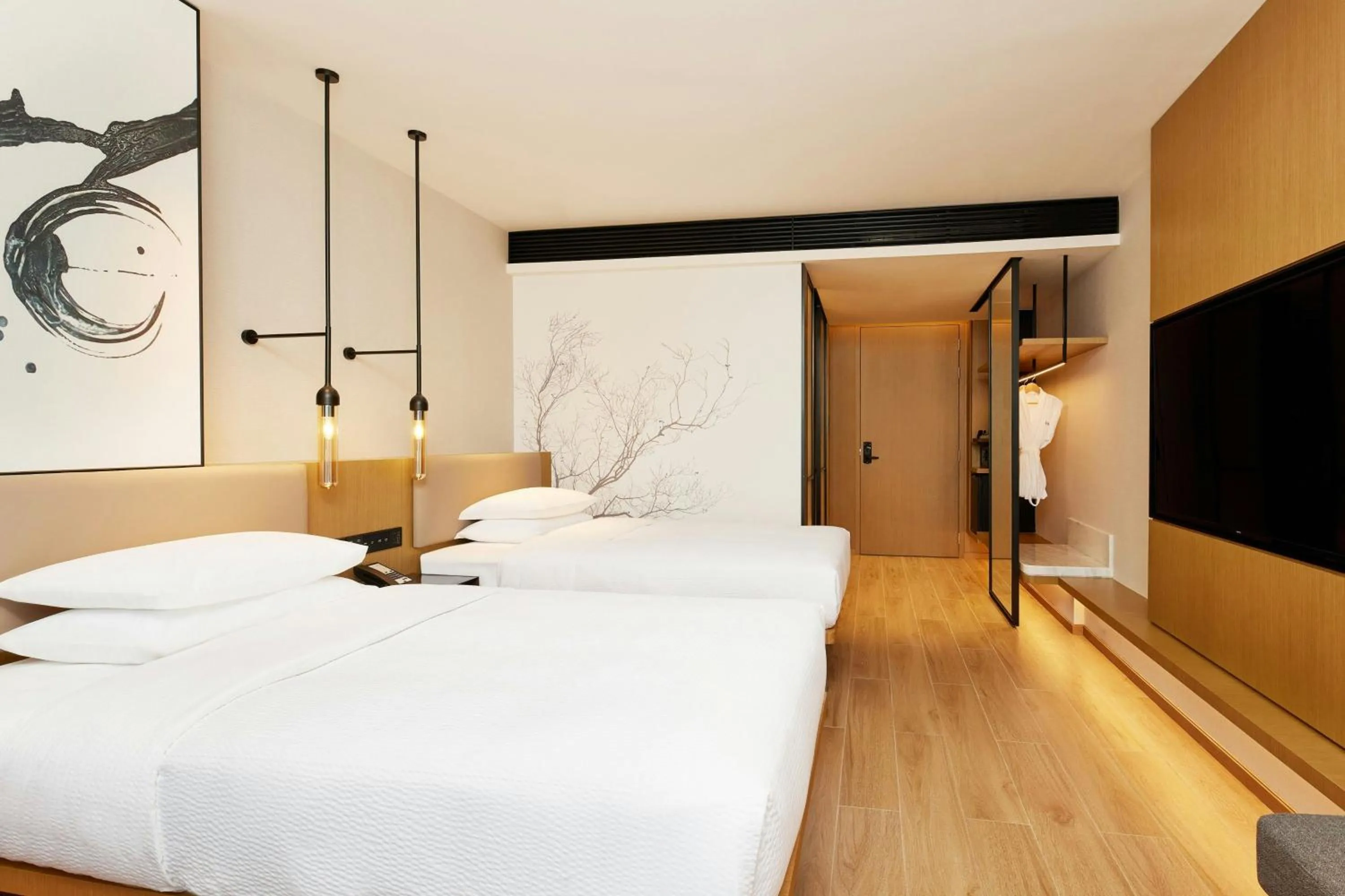 Photo of the whole room, Bed in Fairfield by Marriott Haikou Meilan