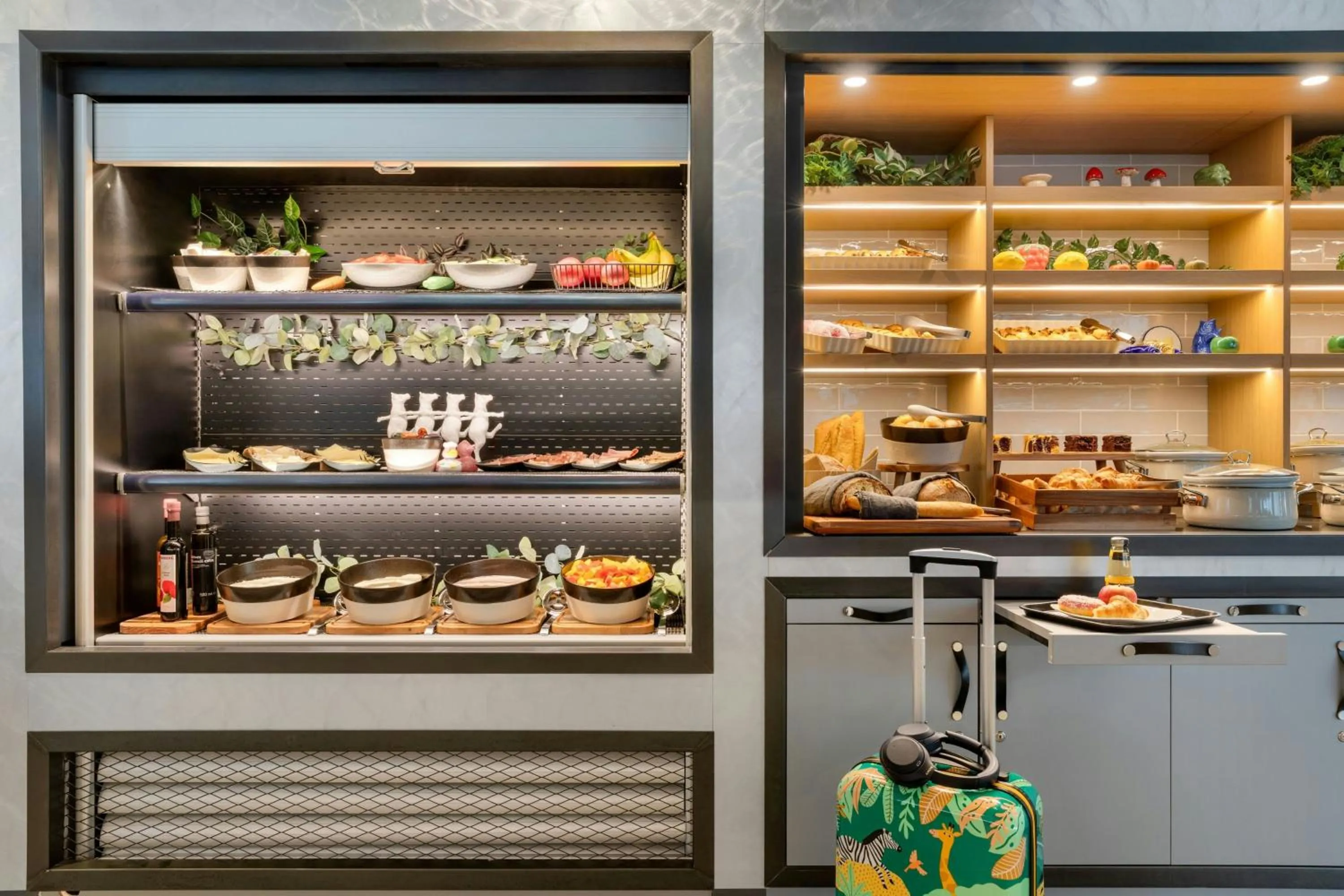 Breakfast in Moxy Hamburg - Finkenwerder