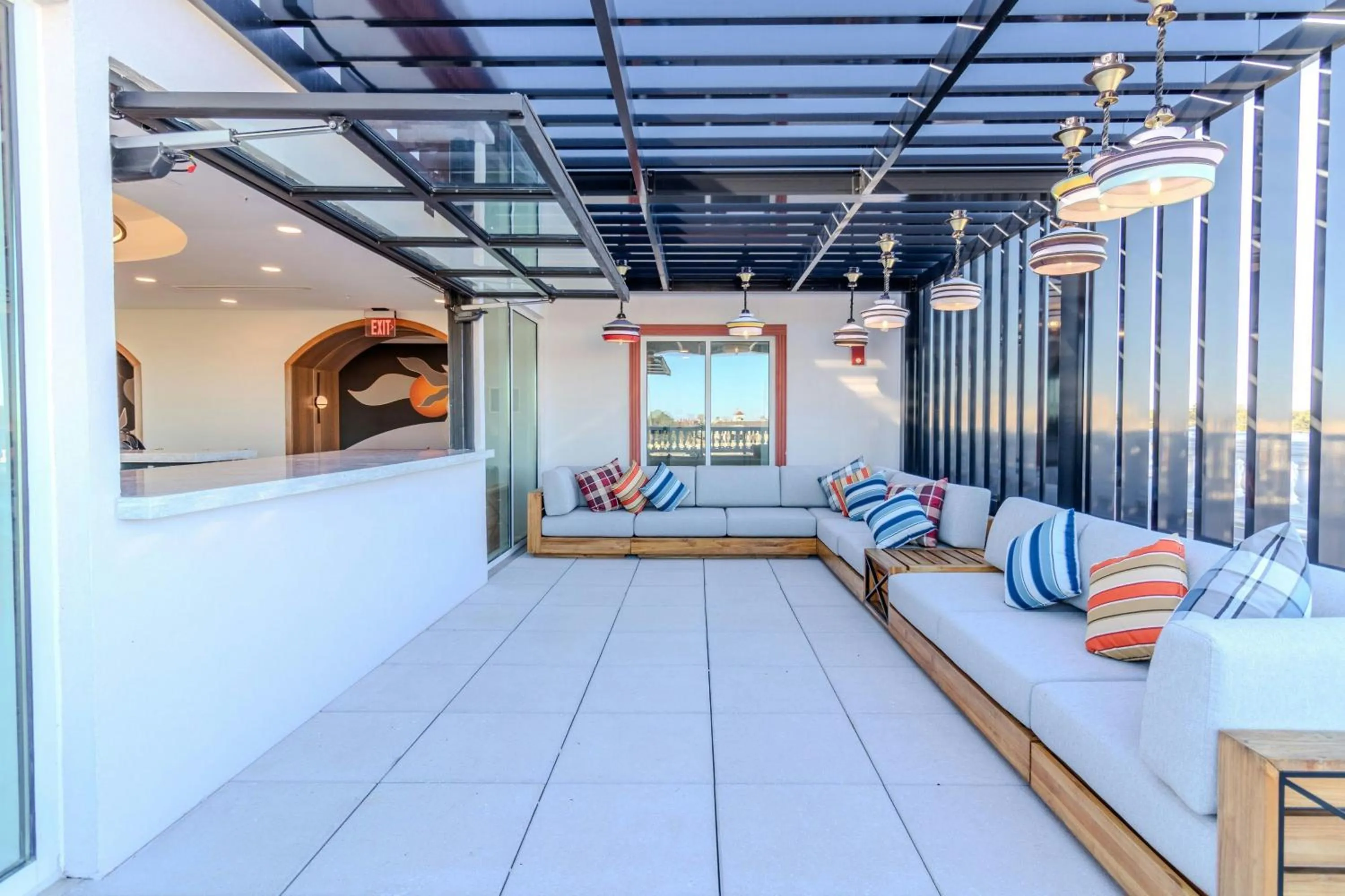 Lounge or bar in Hotel Amalga, St. Augustine, A Tribute Portfolio Hotel