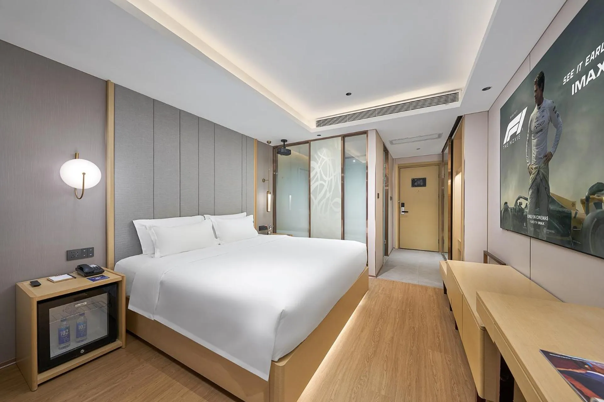 Bed in Lavande Hotel Guangzhou Beijing Road Pedestrian Street Haizhu Square Metro Station Branch - Free Deliver Service to Canton Fair Complex During Canton Fair Period