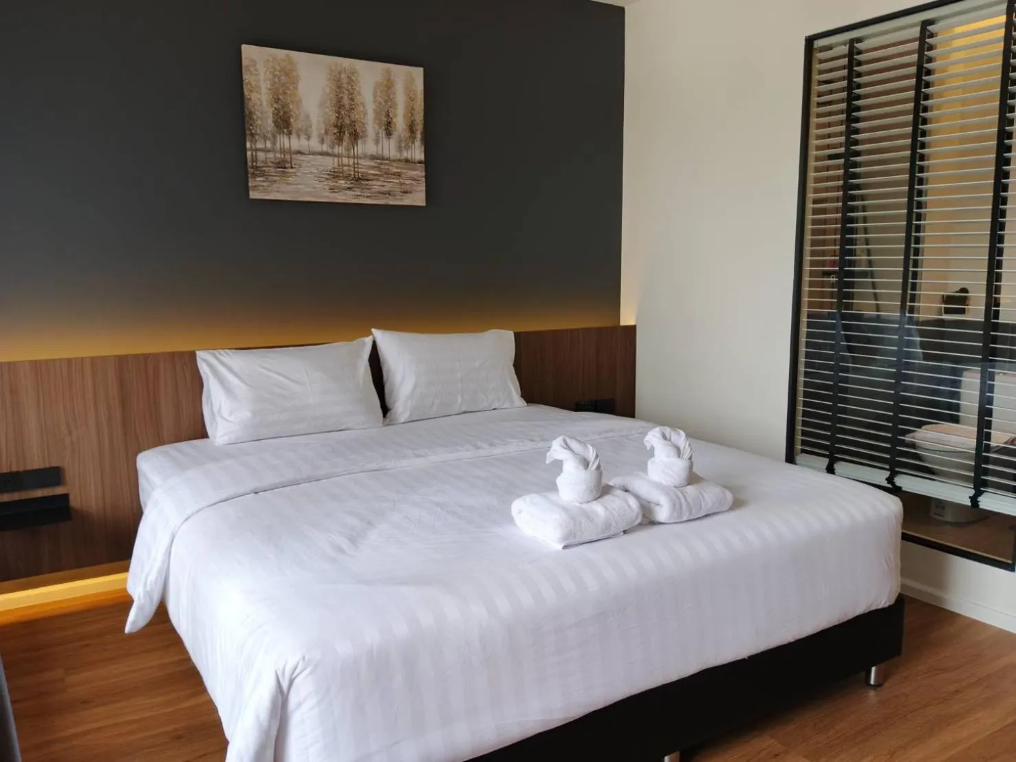 Shower, Bed in The Richer Ratchaburi