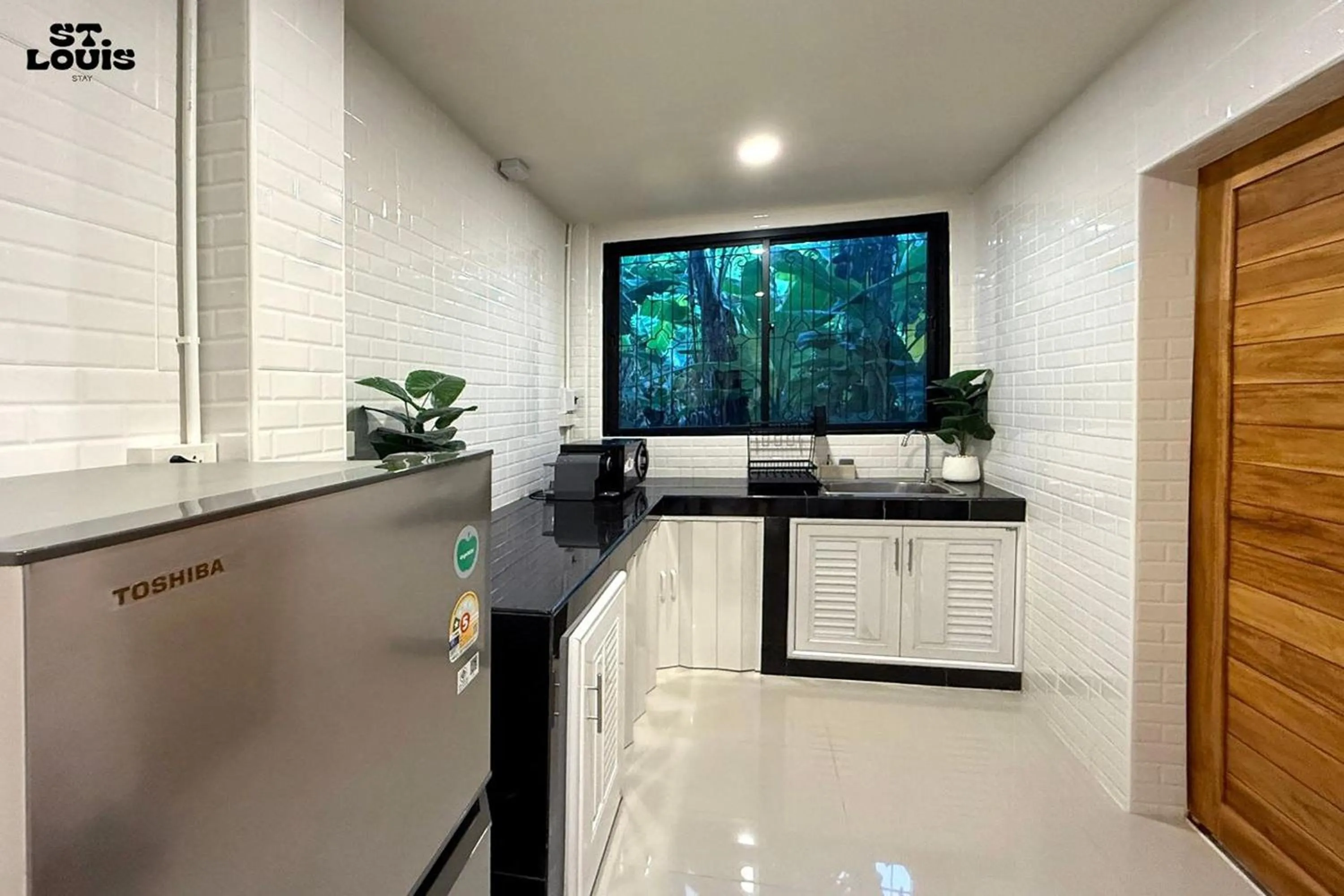 kitchen in Saint Louis Stay