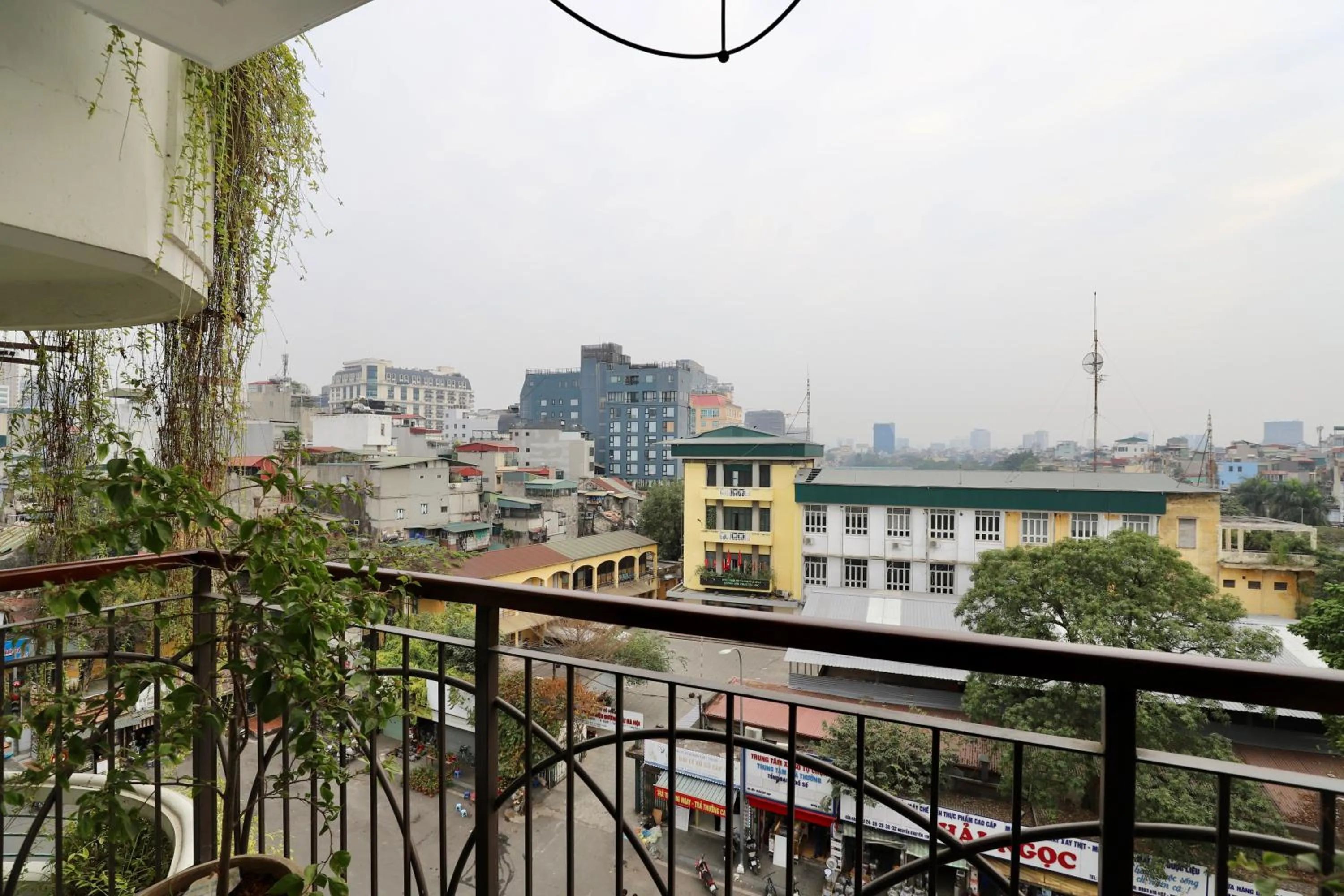 Day in Maison Nha 16 Nguyen Khuyen