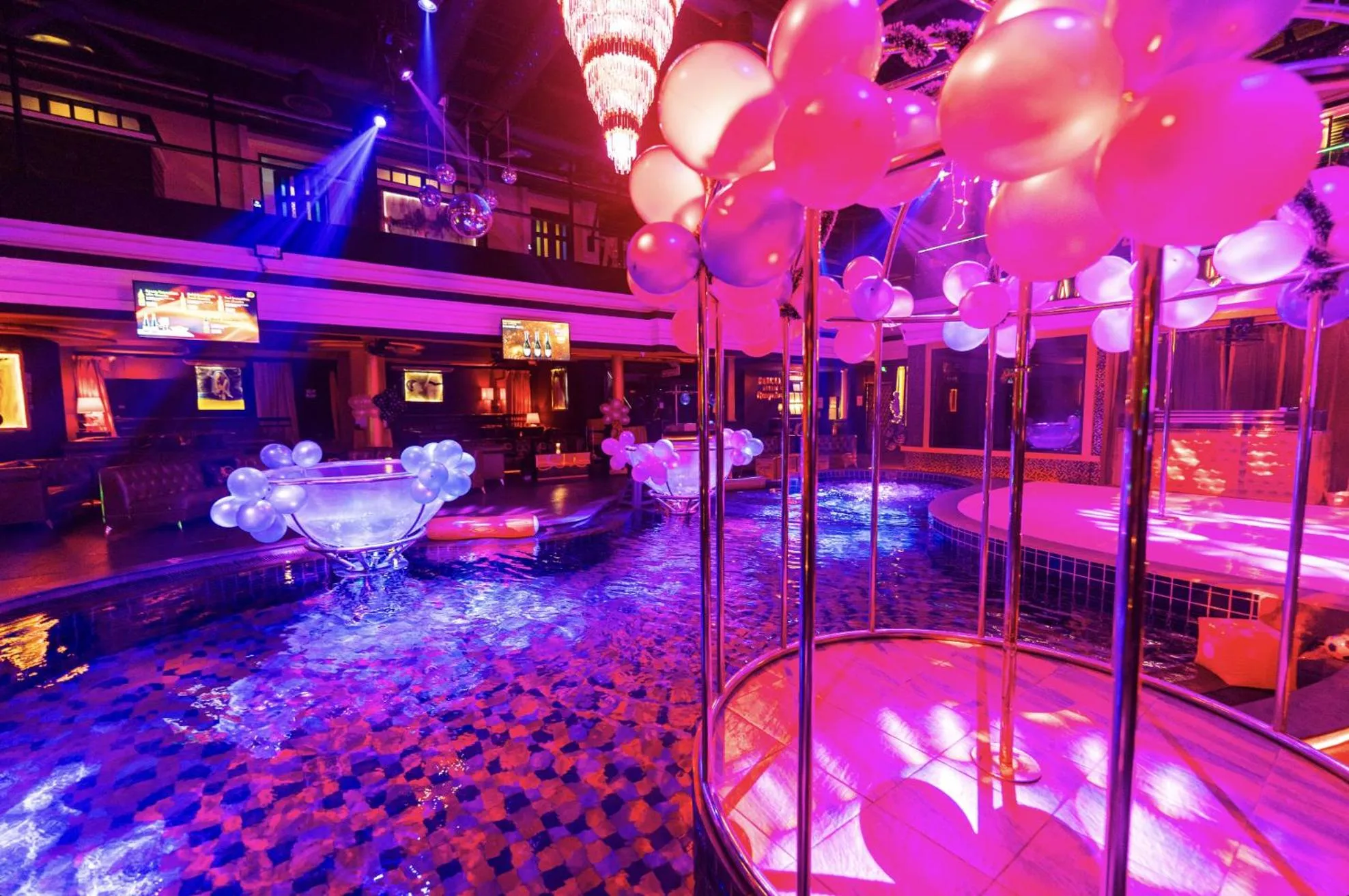 Nightclub / DJ in Climax Berlin