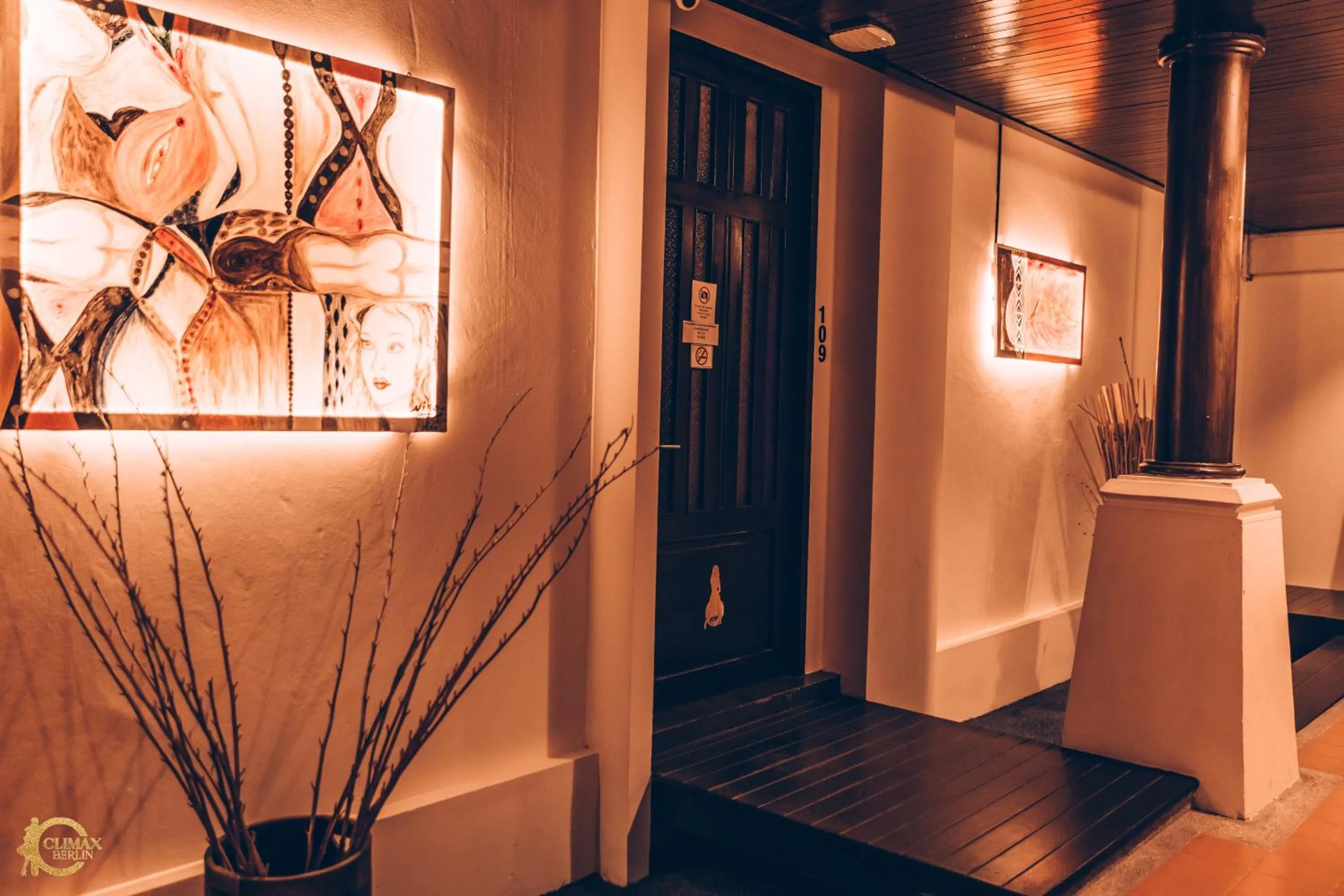 Decorative detail in Climax Berlin