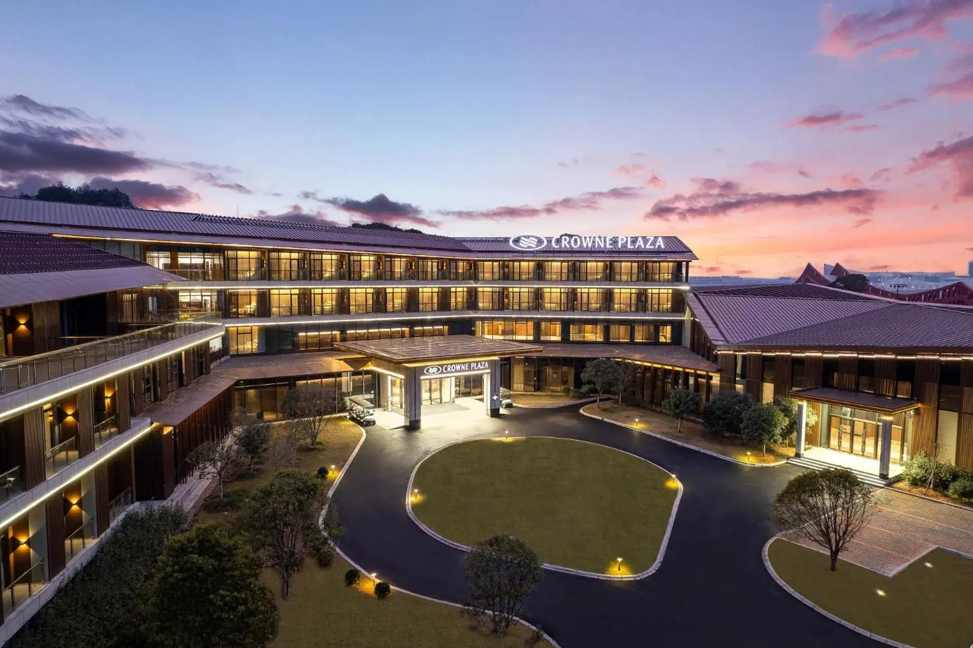 Crowne Plaza Quzhou, an IHG Hotel Crowne Plaza Quzhou, an IHG Hotel