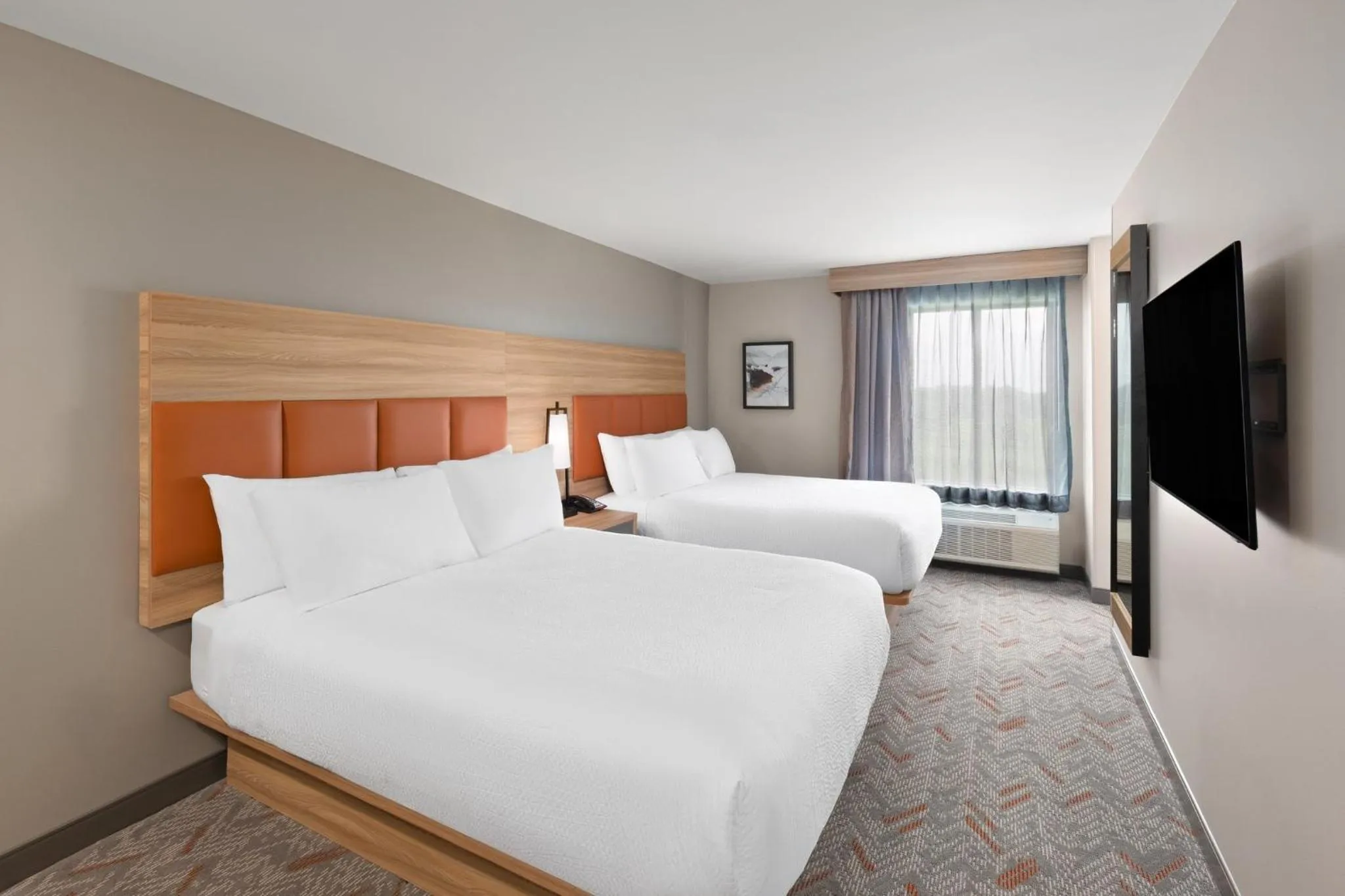 Photo of the whole room, Bed in Candlewood Suites Shelbyville, an IHG Hotel