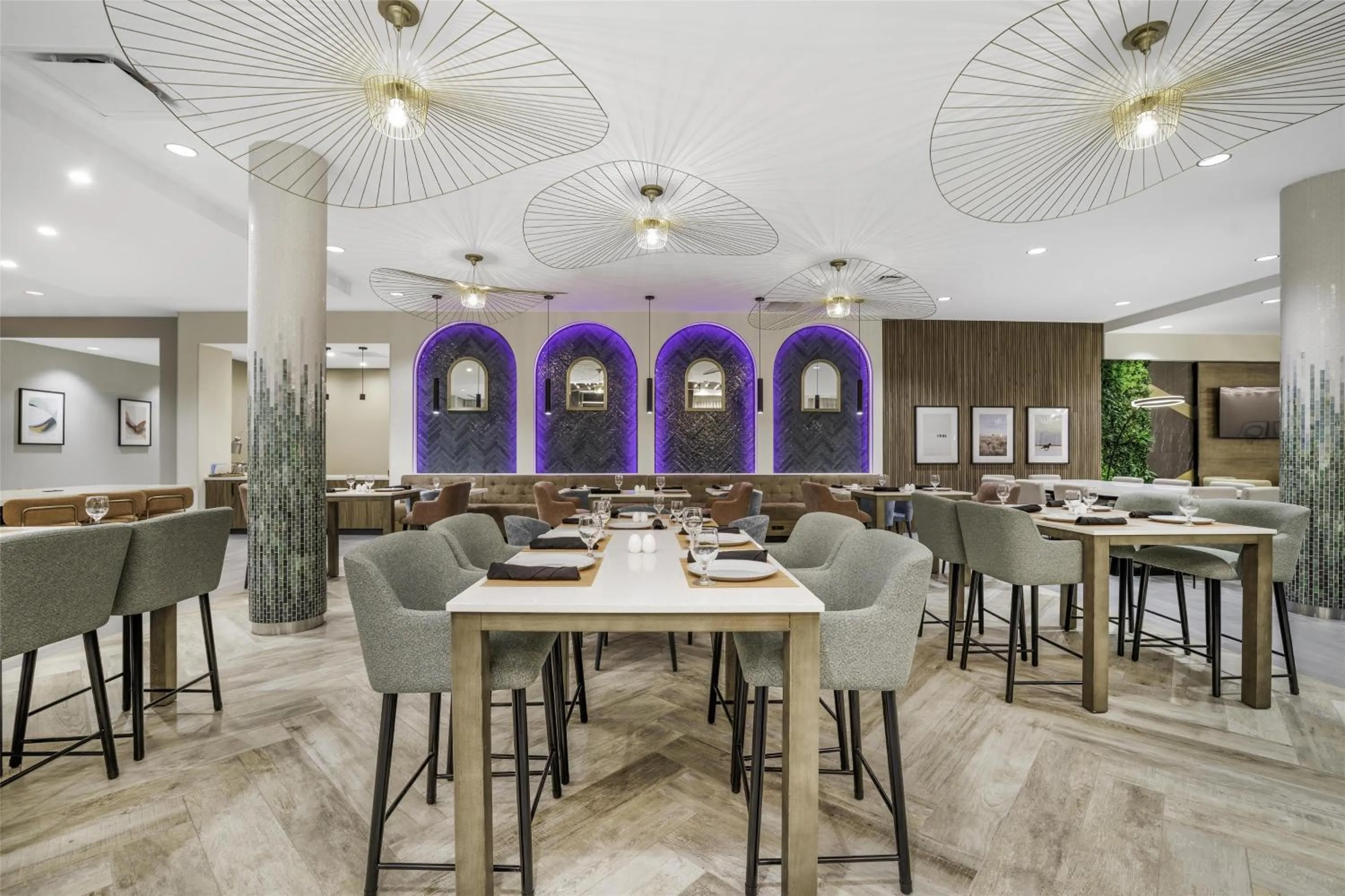 Restaurant/places to eat in Hilton Garden Inn Nashville Opryland