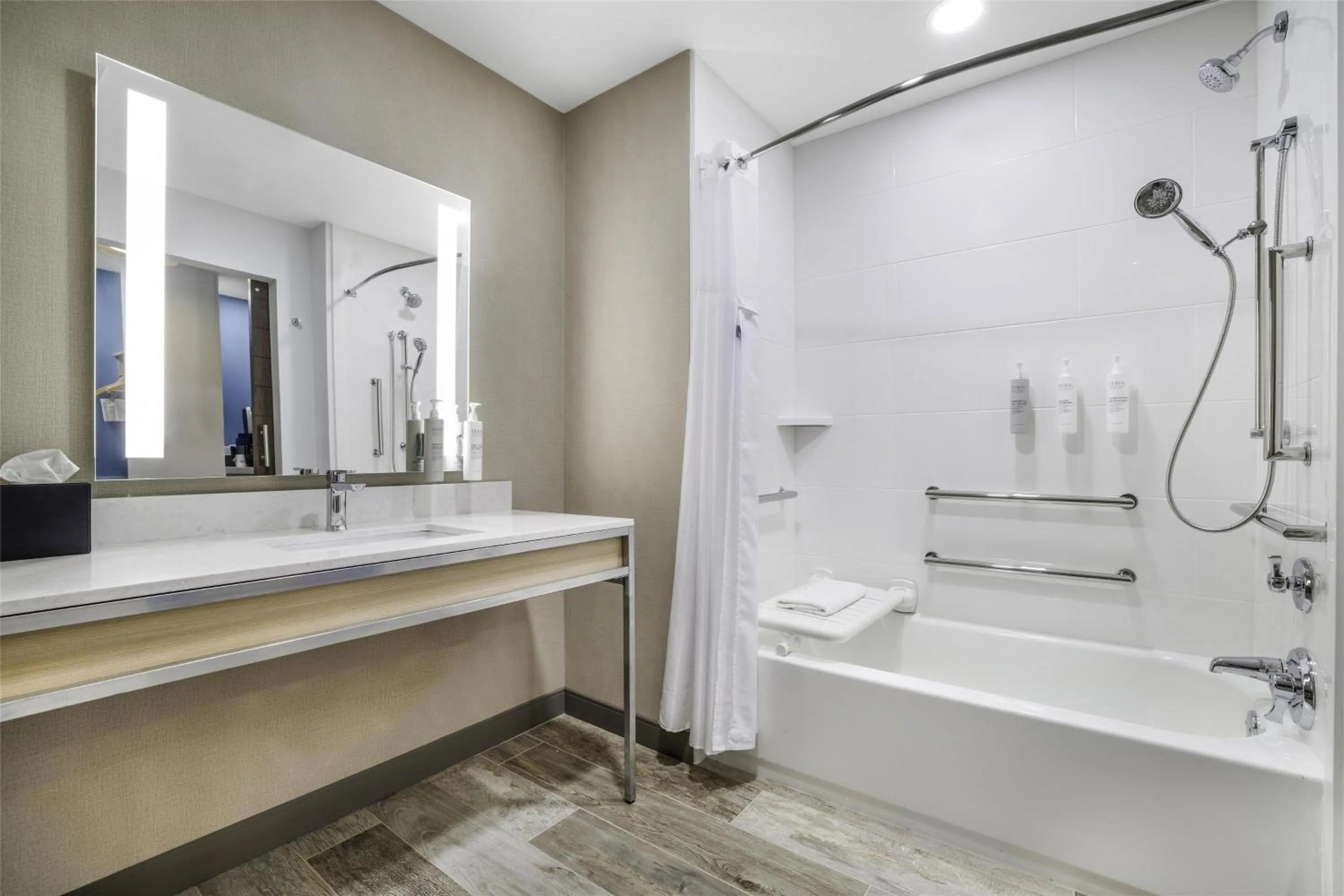 Bathroom in Hilton Garden Inn Nashville Opryland