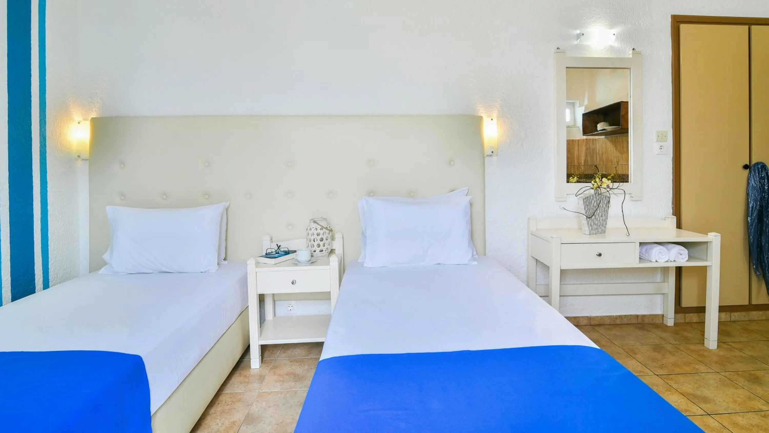 Bedroom, Bed in Ibiscus Hotel Malia