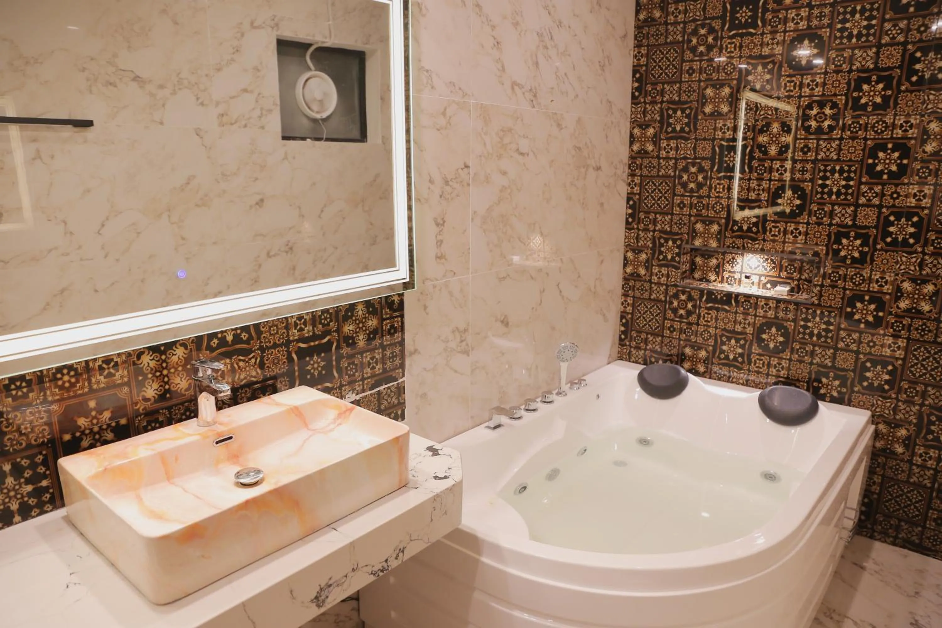 Bathroom in Grand Shalimar Hotel